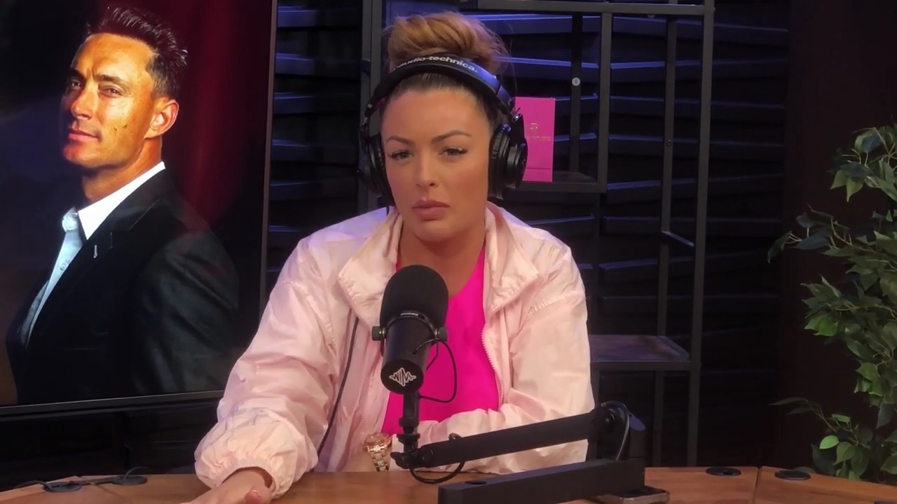 x2mate_com-Ep_16_-_Power_Alphas_Podcast__Relationship_Advice___Mandy_Saccomano__mp44459.jpg