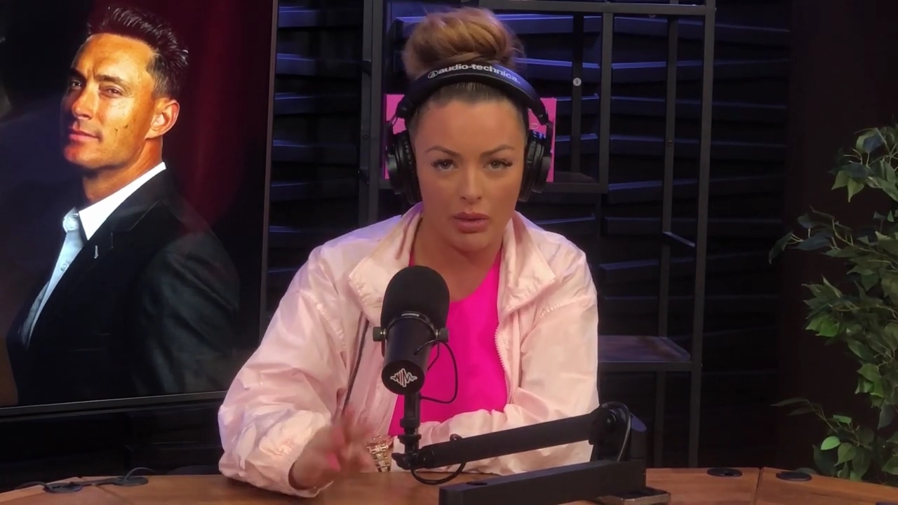 x2mate_com-Ep_16_-_Power_Alphas_Podcast__Relationship_Advice___Mandy_Saccomano__mp44464.jpg