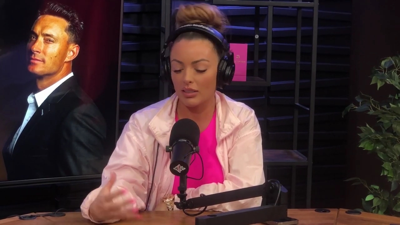 x2mate_com-Ep_16_-_Power_Alphas_Podcast__Relationship_Advice___Mandy_Saccomano__mp44472.jpg