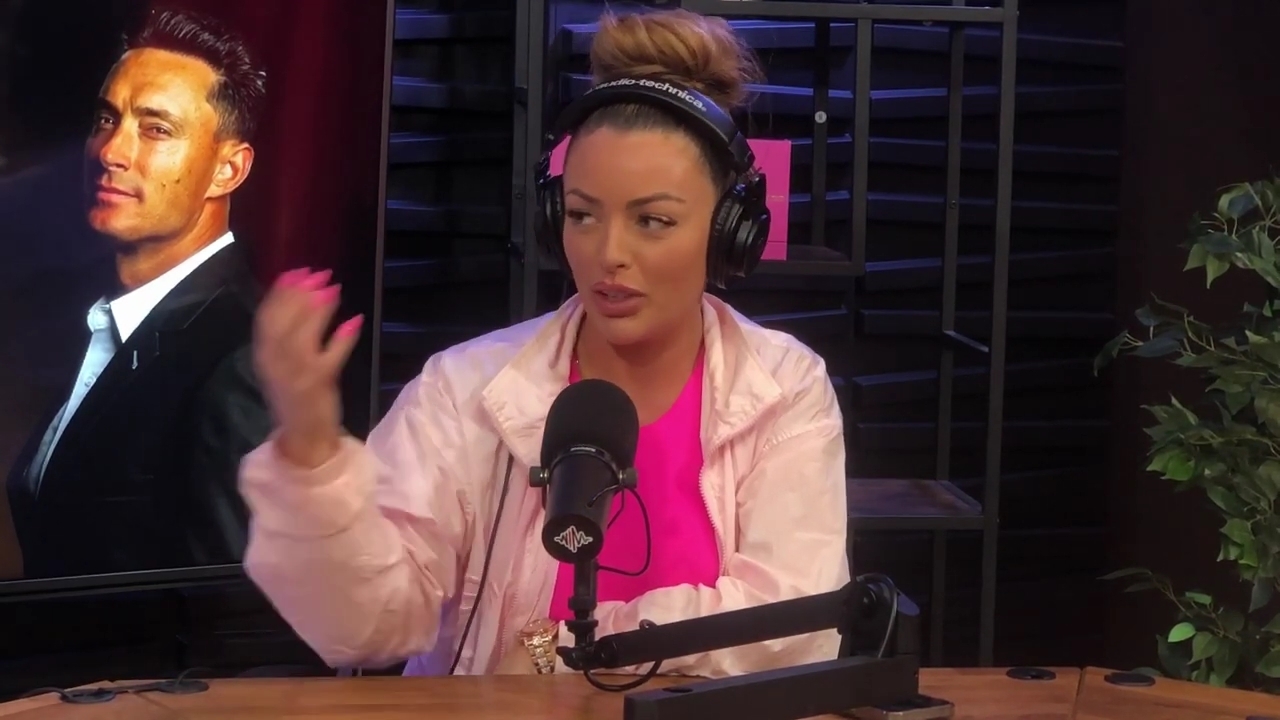 x2mate_com-Ep_16_-_Power_Alphas_Podcast__Relationship_Advice___Mandy_Saccomano__mp44474.jpg