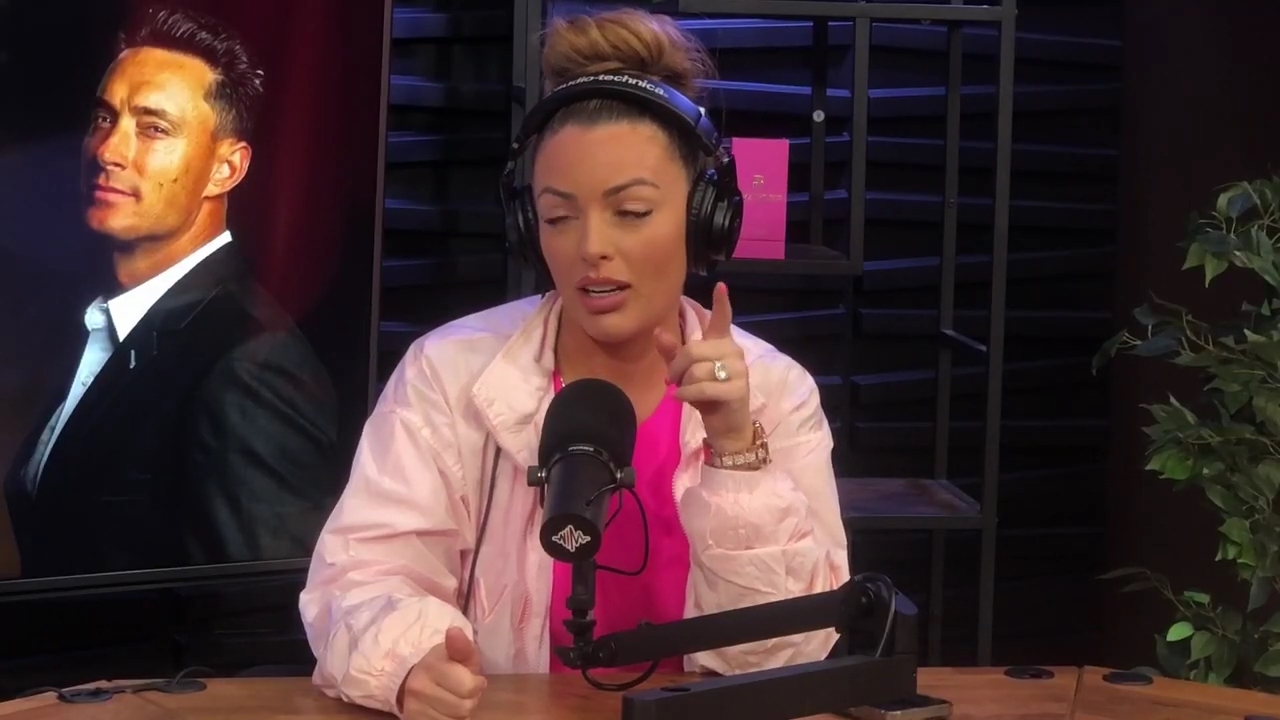 x2mate_com-Ep_16_-_Power_Alphas_Podcast__Relationship_Advice___Mandy_Saccomano__mp44498.jpg
