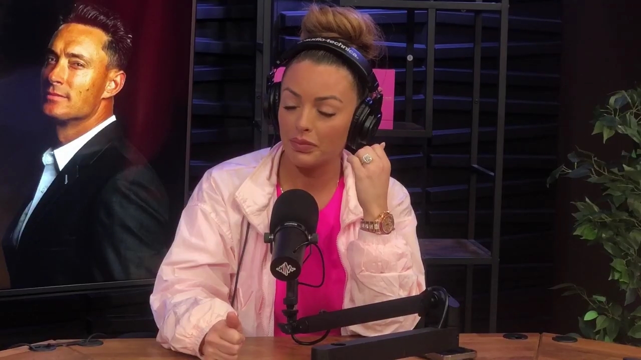 x2mate_com-Ep_16_-_Power_Alphas_Podcast__Relationship_Advice___Mandy_Saccomano__mp44503.jpg