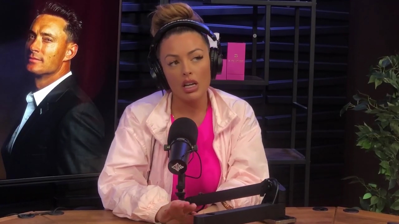 x2mate_com-Ep_16_-_Power_Alphas_Podcast__Relationship_Advice___Mandy_Saccomano__mp44514.jpg