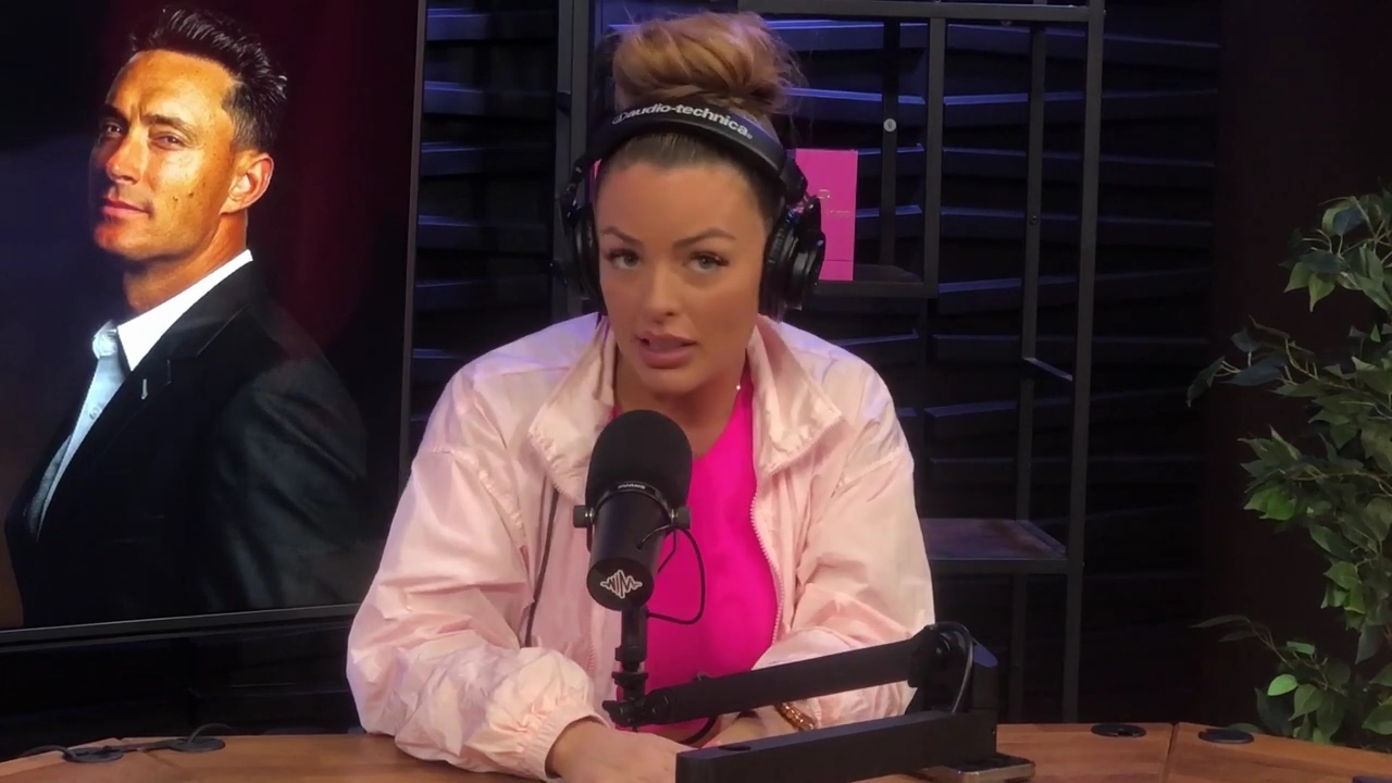 x2mate_com-Ep_16_-_Power_Alphas_Podcast__Relationship_Advice___Mandy_Saccomano__mp44520.jpg