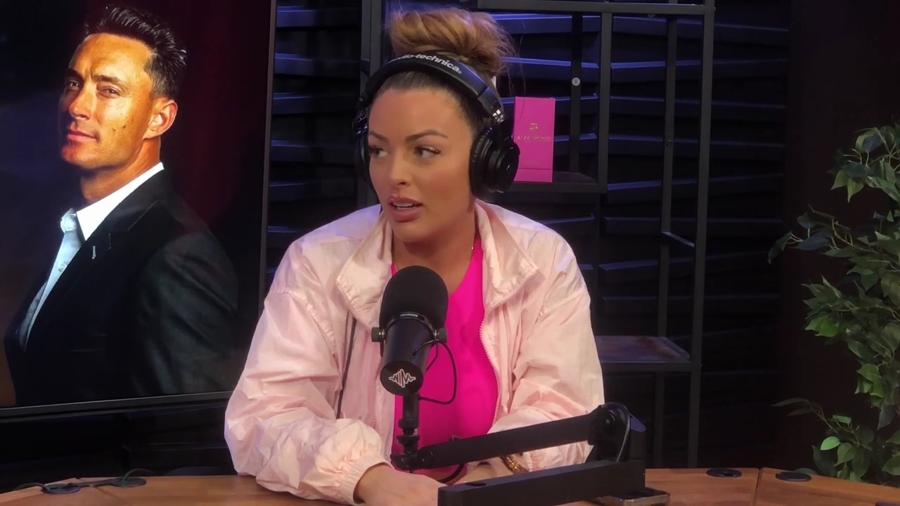 x2mate_com-Ep_16_-_Power_Alphas_Podcast__Relationship_Advice___Mandy_Saccomano__mp44525.jpg