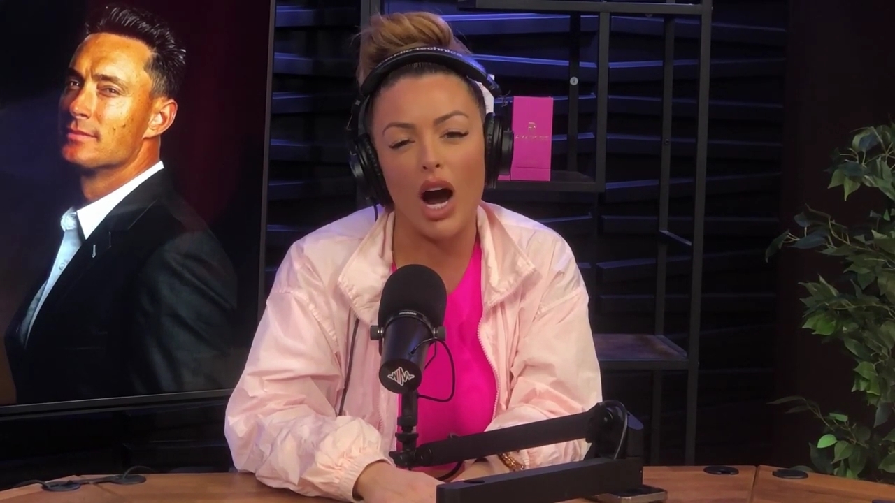 x2mate_com-Ep_16_-_Power_Alphas_Podcast__Relationship_Advice___Mandy_Saccomano__mp44528.jpg