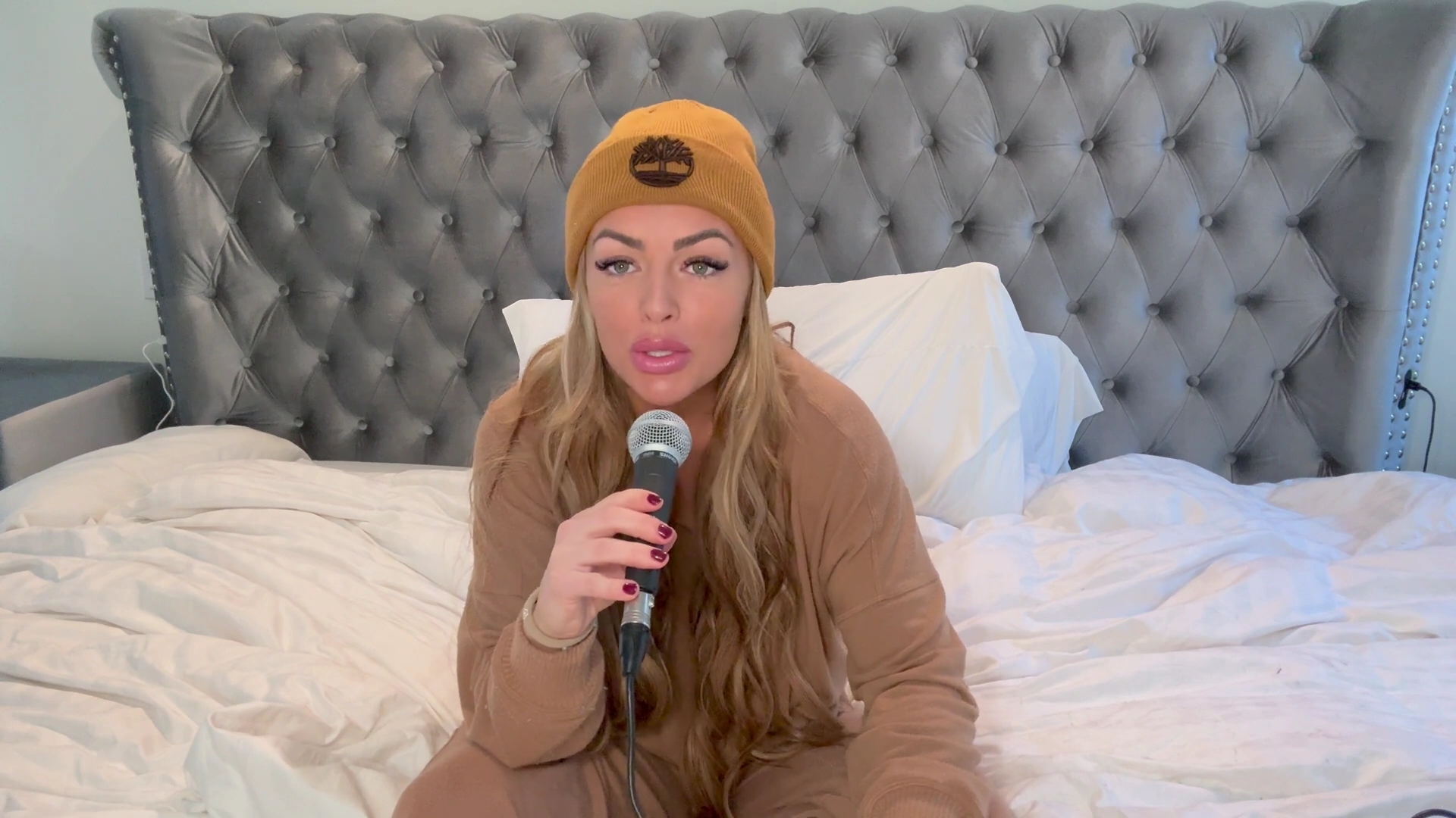 x2mate_com-Ep_6_-_BTS_Stories___Tough_Enough__and__Total_Divas____Power_Alphas_Podcast_w__Mandy_Saccomanno-281080p29_mp41775.jpg