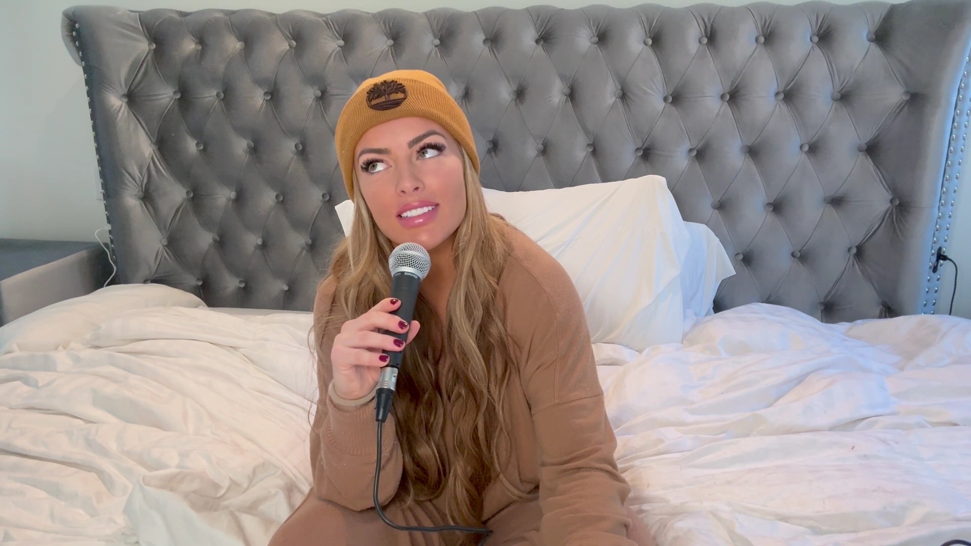 x2mate_com-Ep_6_-_BTS_Stories___Tough_Enough__and__Total_Divas____Power_Alphas_Podcast_w__Mandy_Saccomanno-281080p29_mp41805.jpg