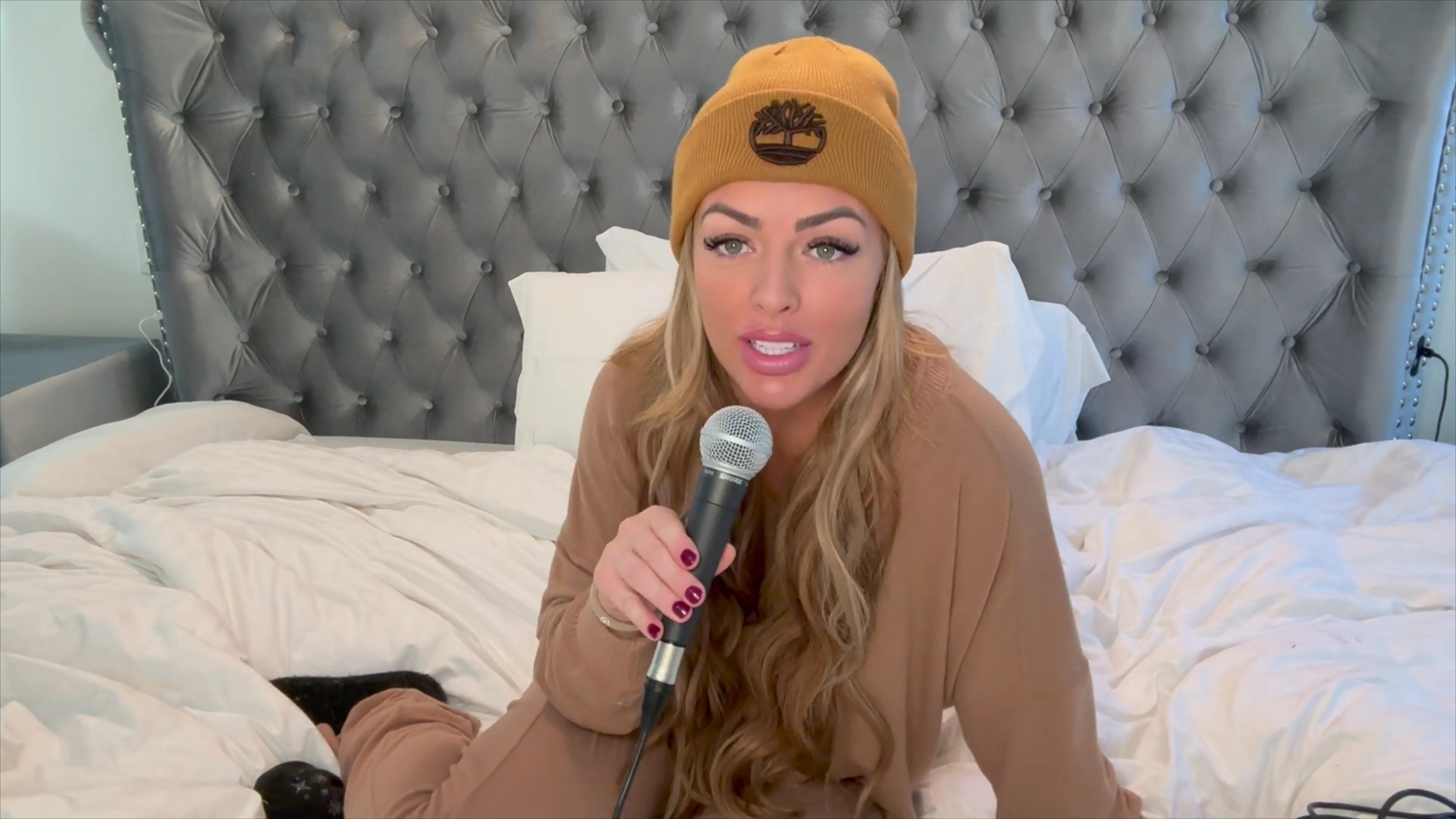 x2mate_com-Ep_6_-_BTS_Stories___Tough_Enough__and__Total_Divas____Power_Alphas_Podcast_w__Mandy_Saccomanno-281080p29_mp43276.jpg