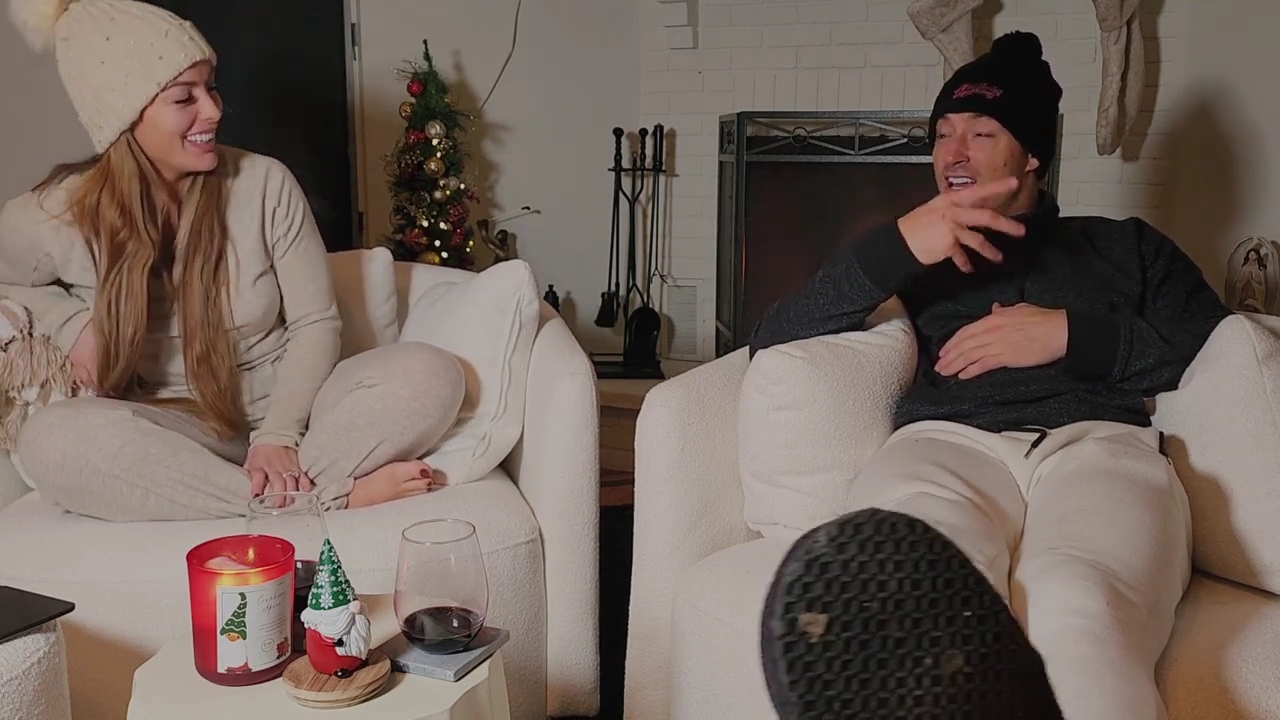 x2mate_com-Ep_8_-_Power_Alphas_Podcast___28Mandy_Saccomanno___Sabby_Piscitelli29-28720p6029_mp40499.jpg