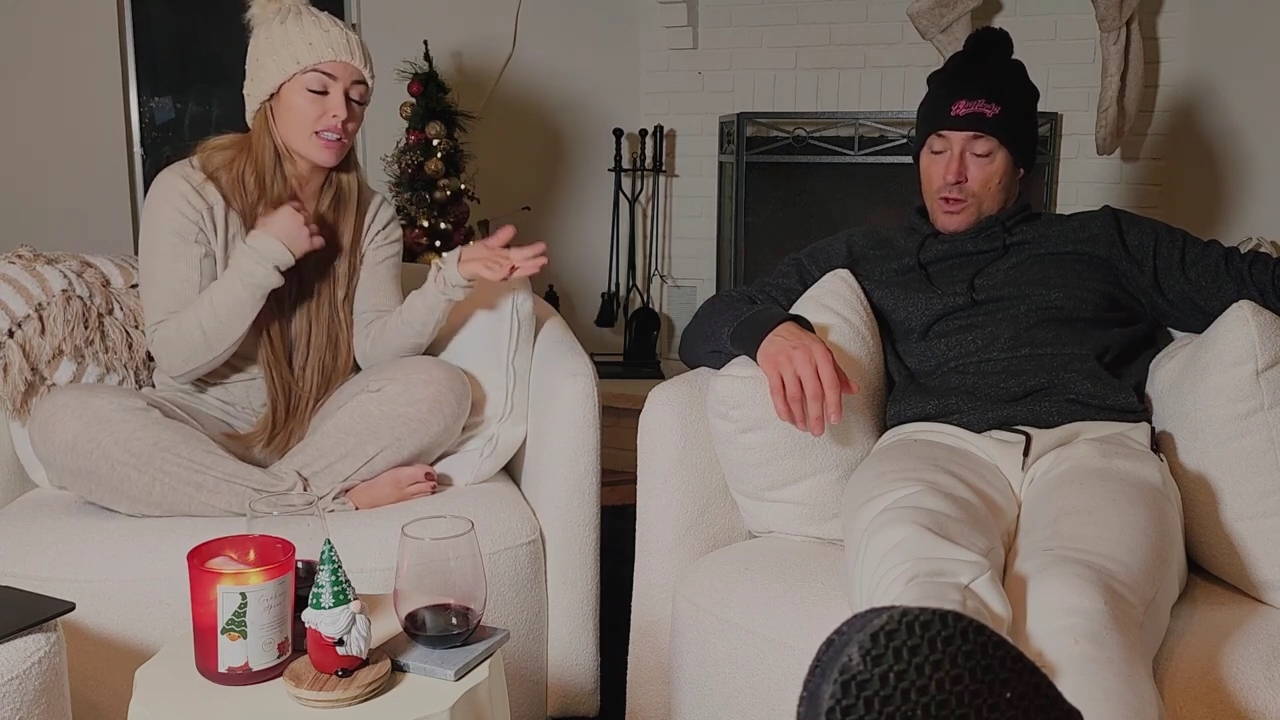 x2mate_com-Ep_8_-_Power_Alphas_Podcast___28Mandy_Saccomanno___Sabby_Piscitelli29-28720p6029_mp40692.jpg
