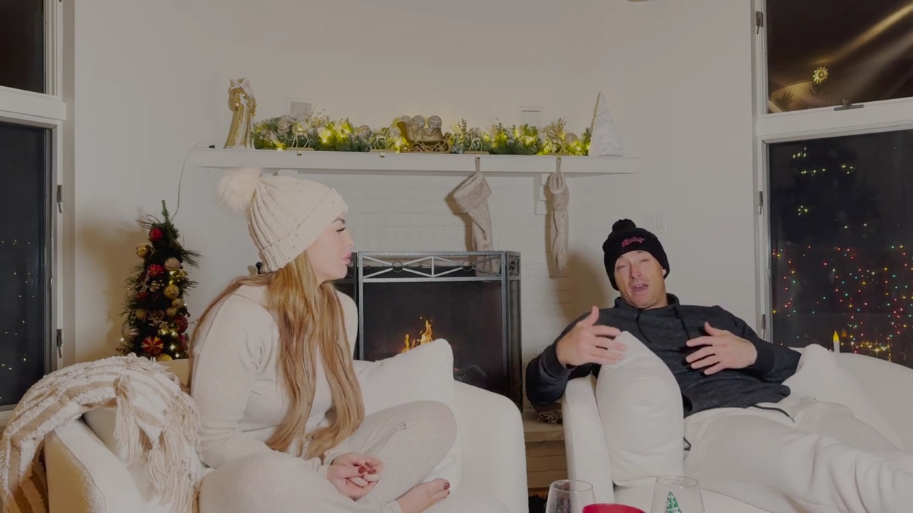 x2mate_com-Ep_8_-_Power_Alphas_Podcast___28Mandy_Saccomanno___Sabby_Piscitelli29-28720p6029_mp40829.jpg
