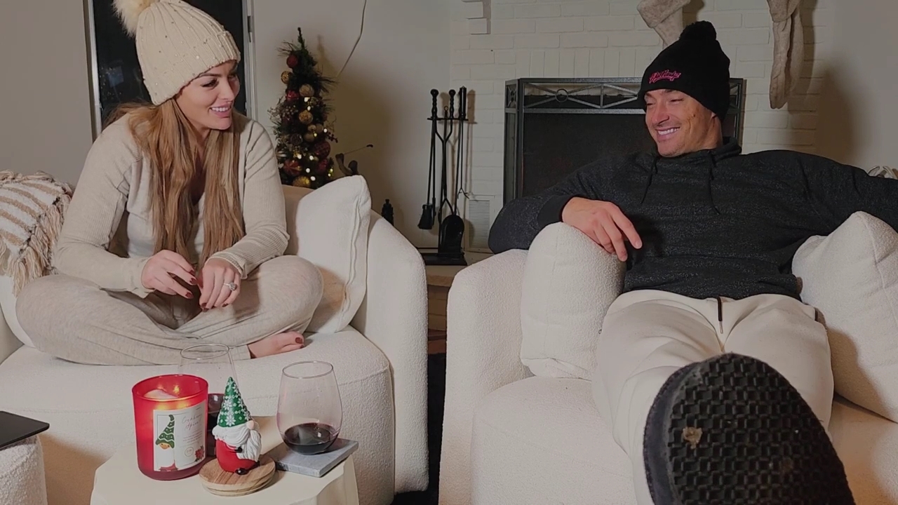 x2mate_com-Ep_8_-_Power_Alphas_Podcast___28Mandy_Saccomanno___Sabby_Piscitelli29-28720p6029_mp41088.jpg