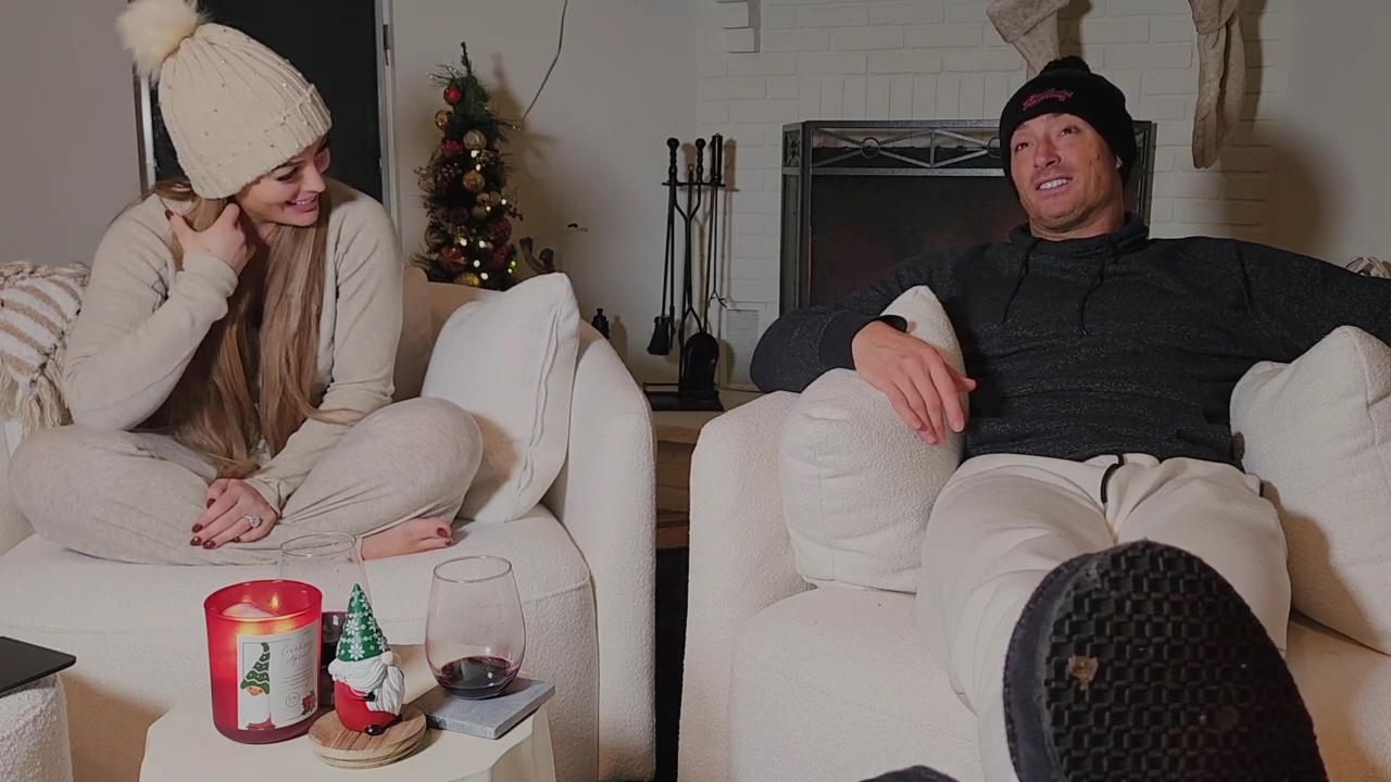 x2mate_com-Ep_8_-_Power_Alphas_Podcast___28Mandy_Saccomanno___Sabby_Piscitelli29-28720p6029_mp41238.jpg