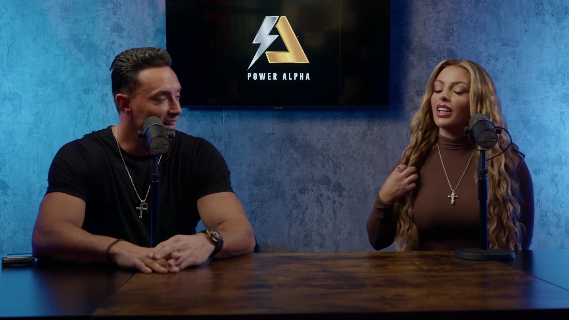x2mate_com-Ep_9_-_Power_Alphas_Podcast___28Mandy_Saccomanno___Sabby_Piscitelli29-281080p29_mp40044.jpg