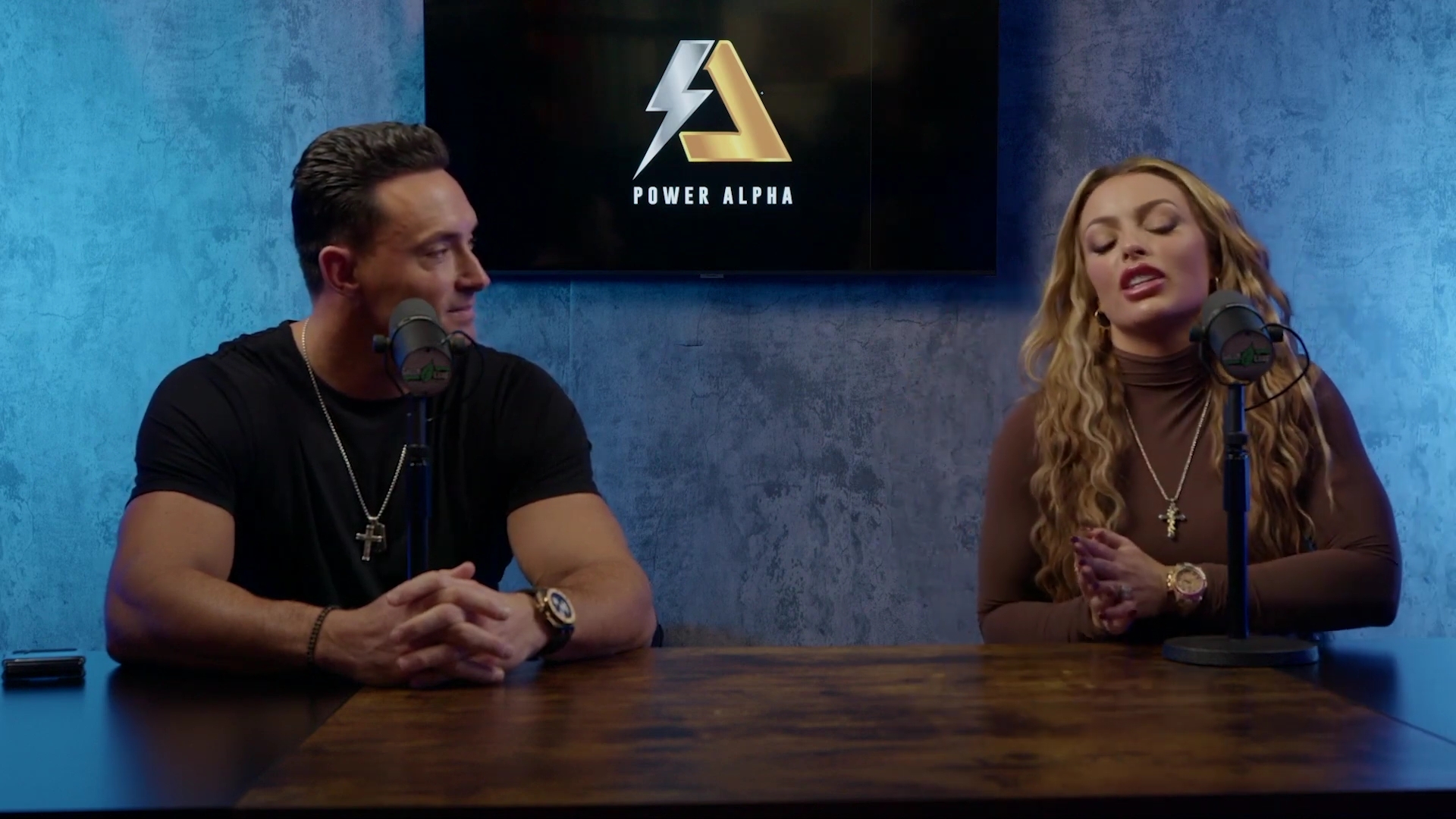 x2mate_com-Ep_9_-_Power_Alphas_Podcast___28Mandy_Saccomanno___Sabby_Piscitelli29-281080p29_mp40066.jpg