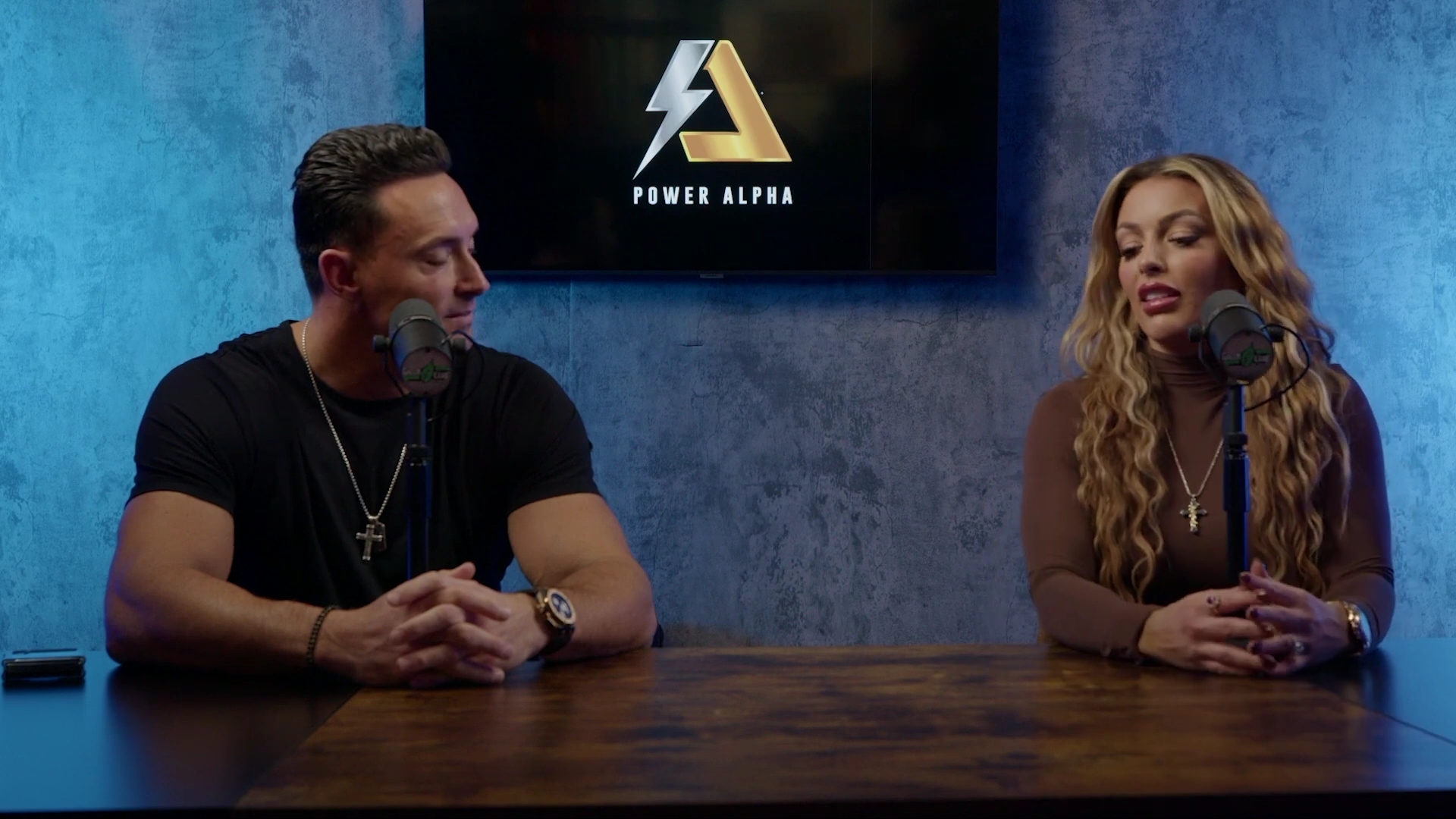 x2mate_com-Ep_9_-_Power_Alphas_Podcast___28Mandy_Saccomanno___Sabby_Piscitelli29-281080p29_mp40068.jpg