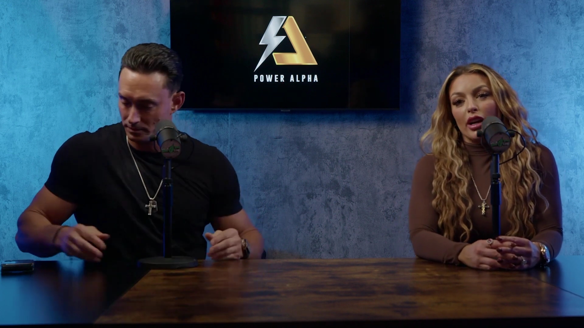 x2mate_com-Ep_9_-_Power_Alphas_Podcast___28Mandy_Saccomanno___Sabby_Piscitelli29-281080p29_mp40071.jpg