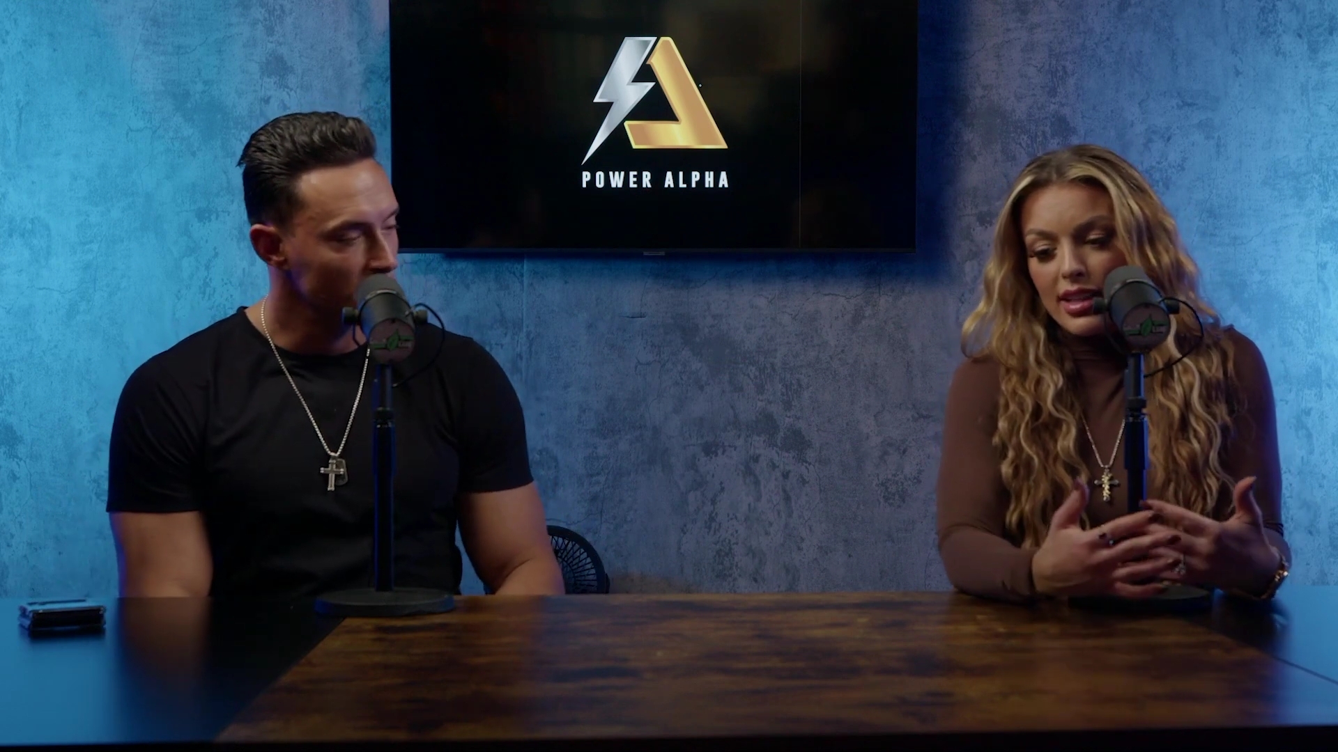 x2mate_com-Ep_9_-_Power_Alphas_Podcast___28Mandy_Saccomanno___Sabby_Piscitelli29-281080p29_mp40074.jpg
