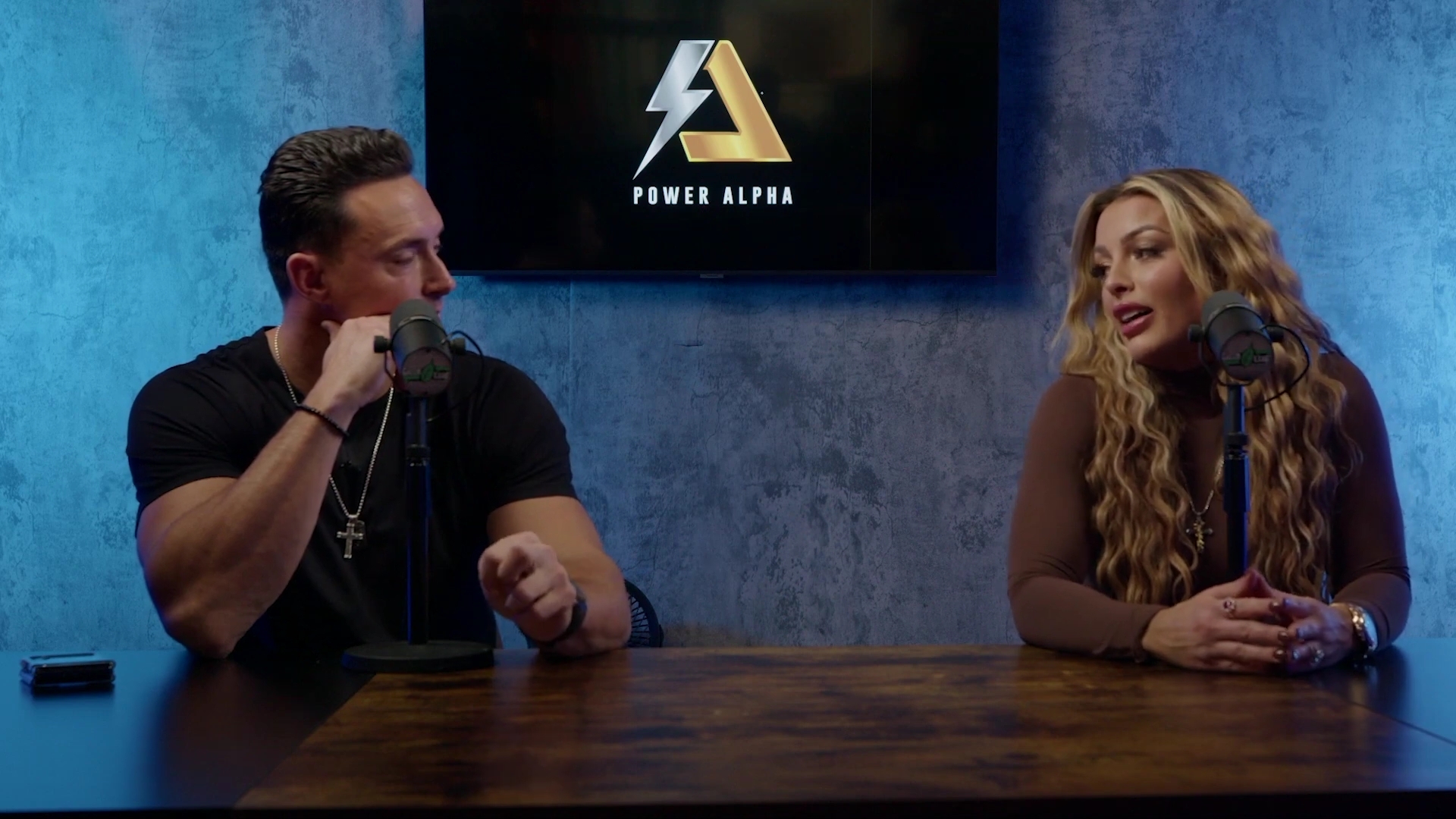 x2mate_com-Ep_9_-_Power_Alphas_Podcast___28Mandy_Saccomanno___Sabby_Piscitelli29-281080p29_mp40088.jpg