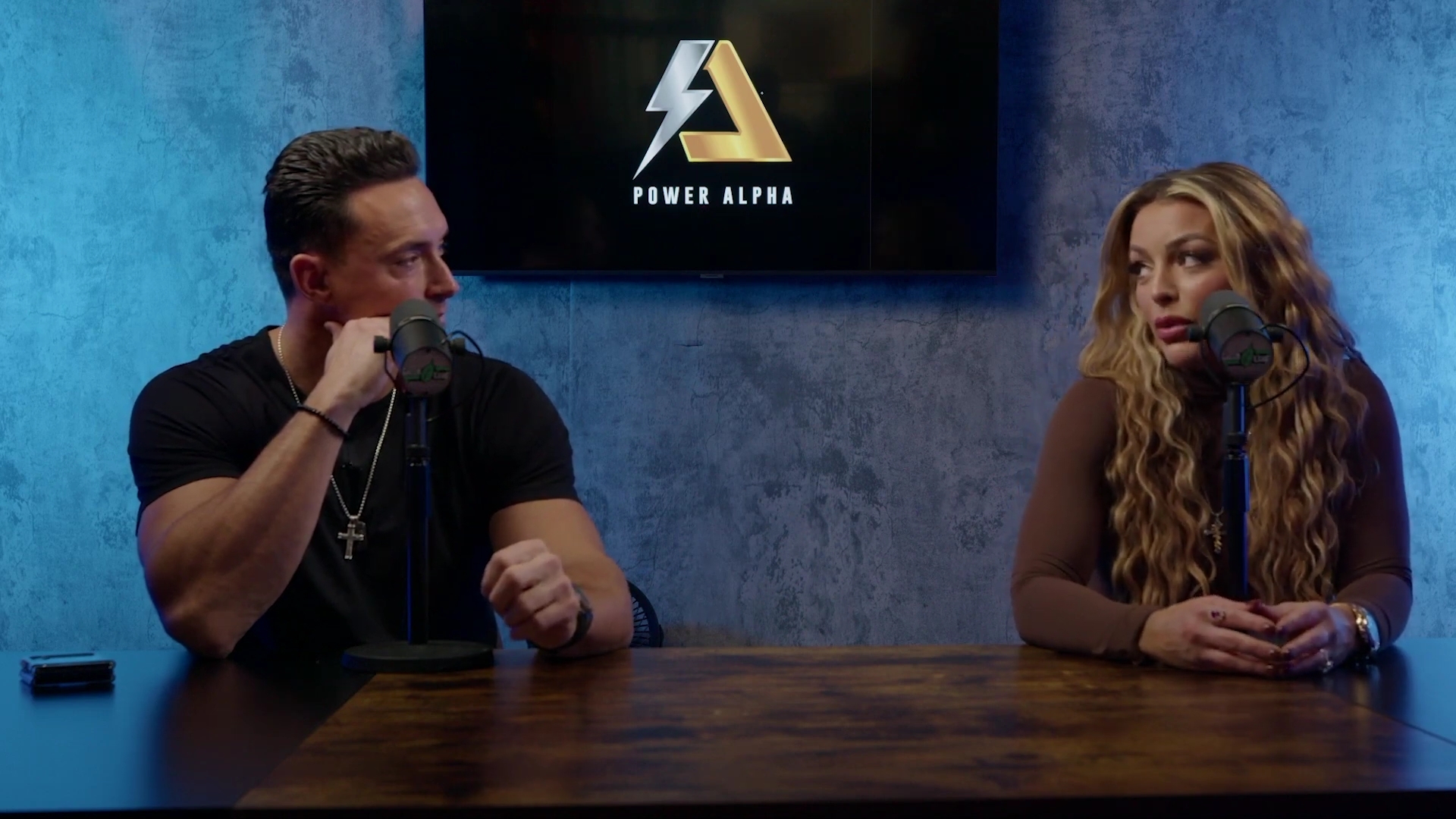 x2mate_com-Ep_9_-_Power_Alphas_Podcast___28Mandy_Saccomanno___Sabby_Piscitelli29-281080p29_mp40091.jpg