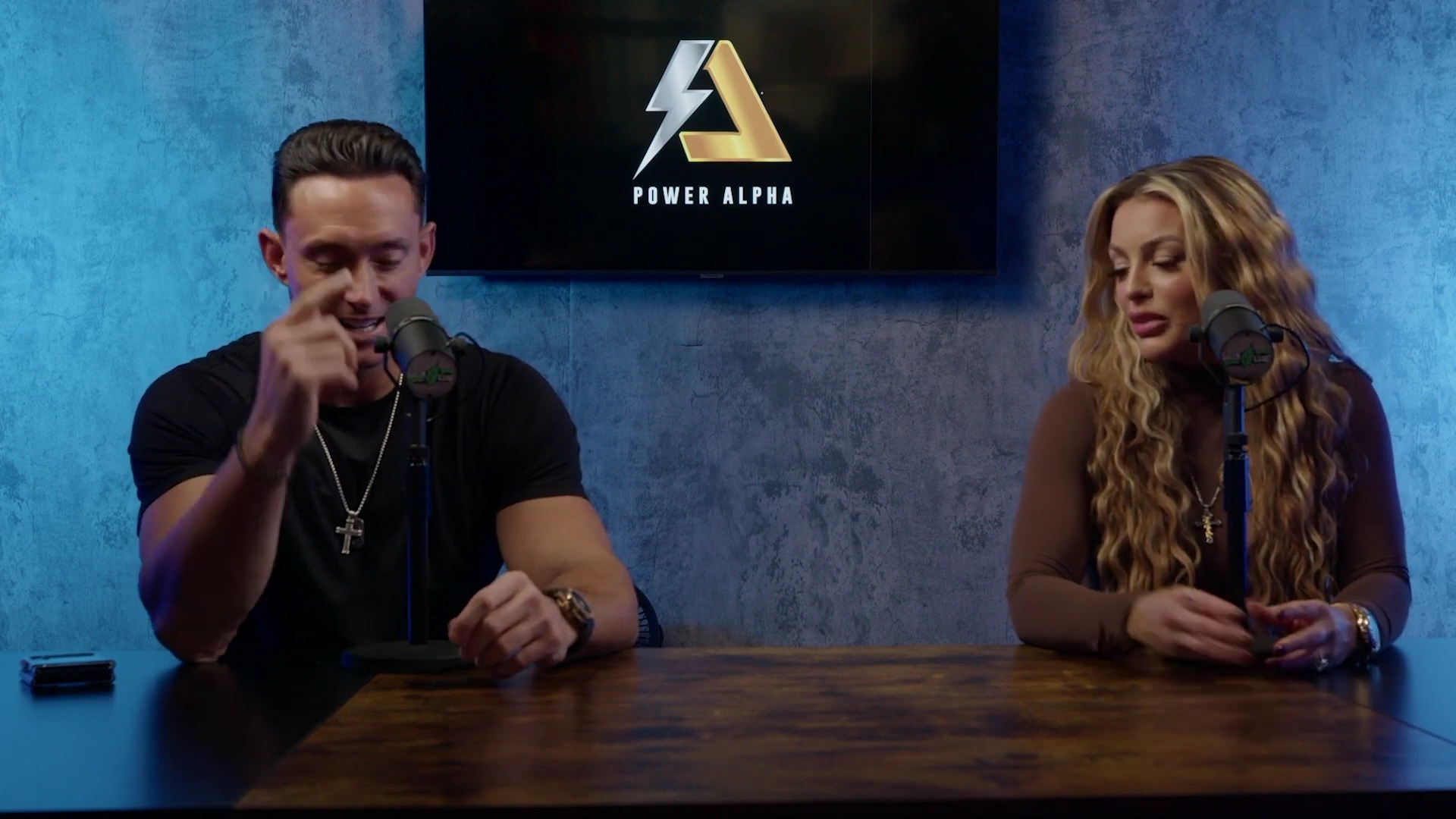 x2mate_com-Ep_9_-_Power_Alphas_Podcast___28Mandy_Saccomanno___Sabby_Piscitelli29-281080p29_mp40101.jpg