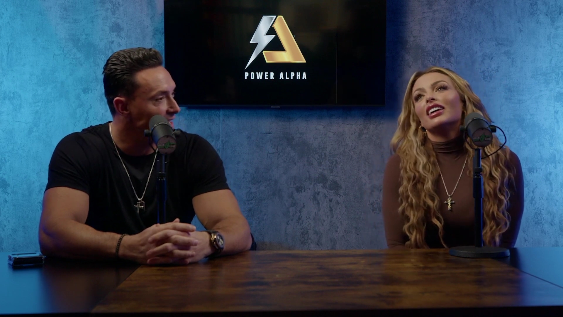 x2mate_com-Ep_9_-_Power_Alphas_Podcast___28Mandy_Saccomanno___Sabby_Piscitelli29-281080p29_mp40109.jpg