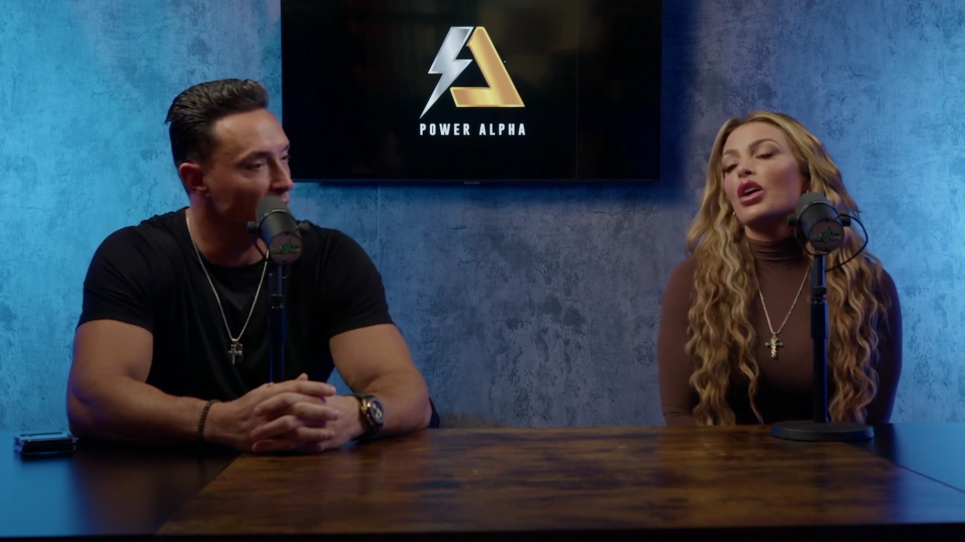 x2mate_com-Ep_9_-_Power_Alphas_Podcast___28Mandy_Saccomanno___Sabby_Piscitelli29-281080p29_mp40110.jpg