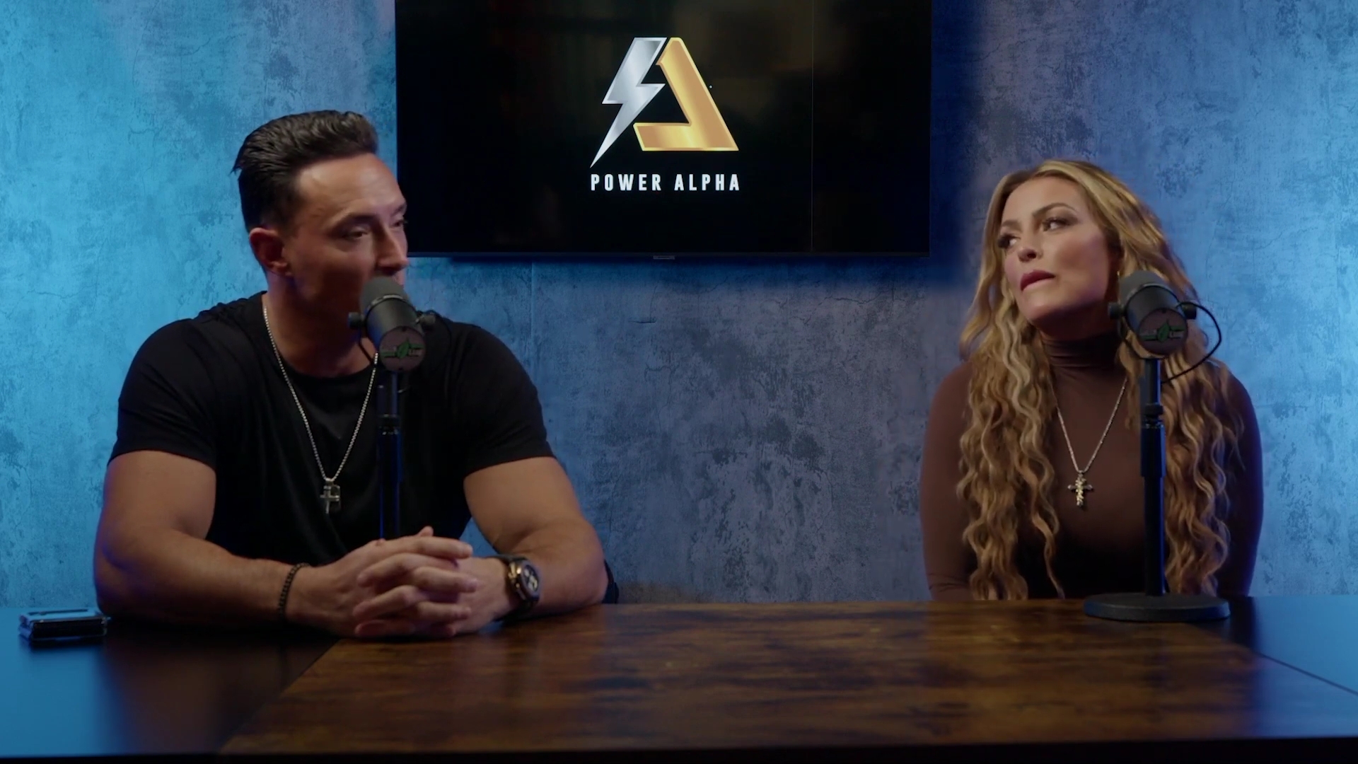 x2mate_com-Ep_9_-_Power_Alphas_Podcast___28Mandy_Saccomanno___Sabby_Piscitelli29-281080p29_mp40111.jpg