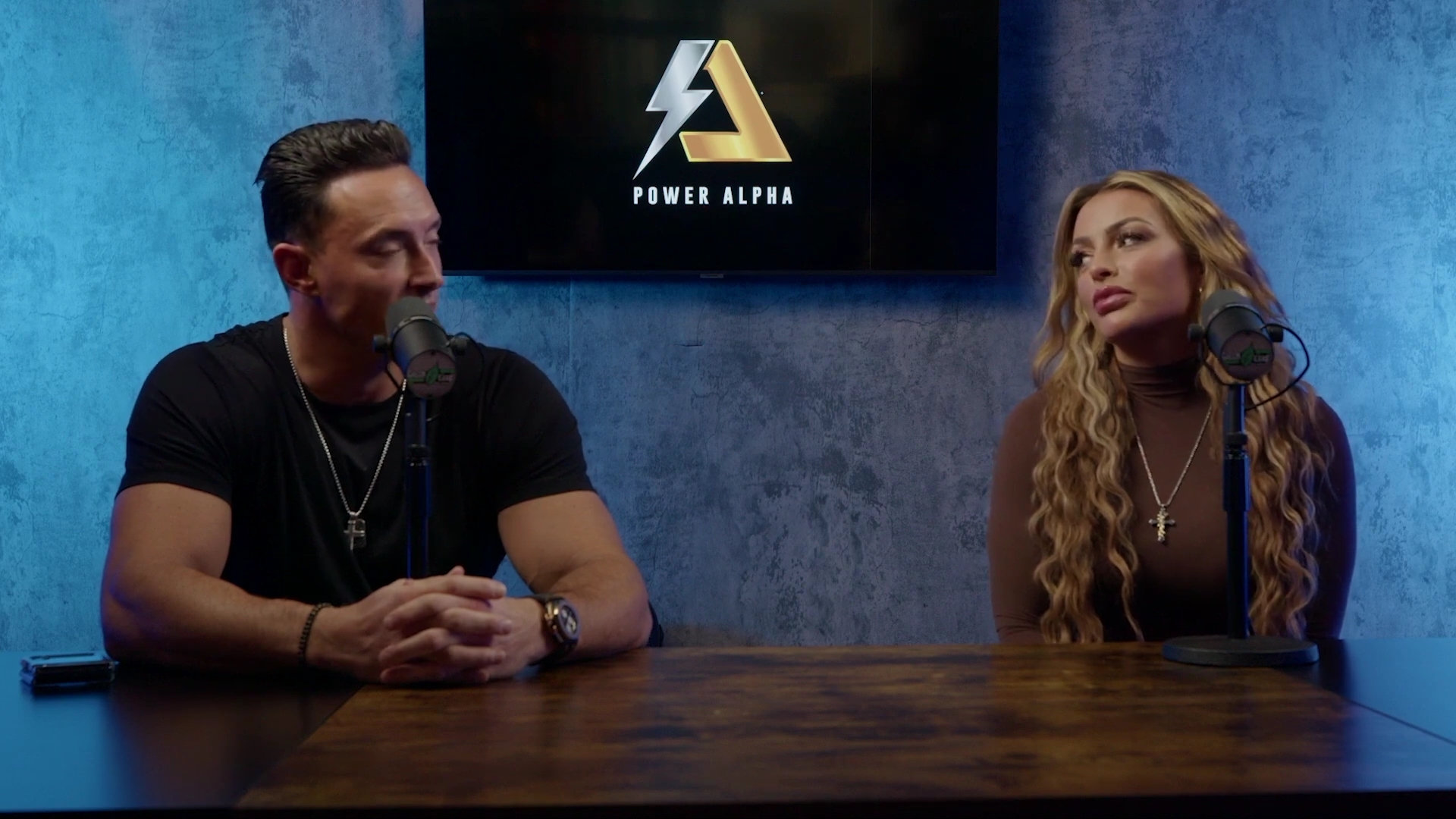 x2mate_com-Ep_9_-_Power_Alphas_Podcast___28Mandy_Saccomanno___Sabby_Piscitelli29-281080p29_mp40113.jpg