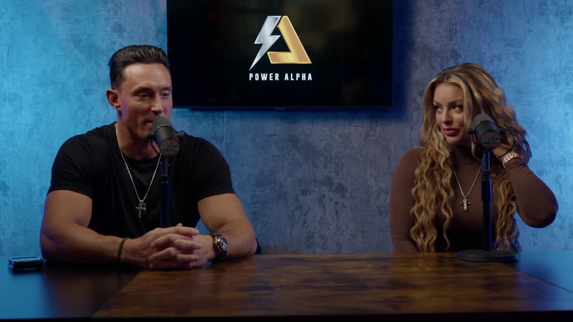x2mate_com-Ep_9_-_Power_Alphas_Podcast___28Mandy_Saccomanno___Sabby_Piscitelli29-281080p29_mp40116.jpg