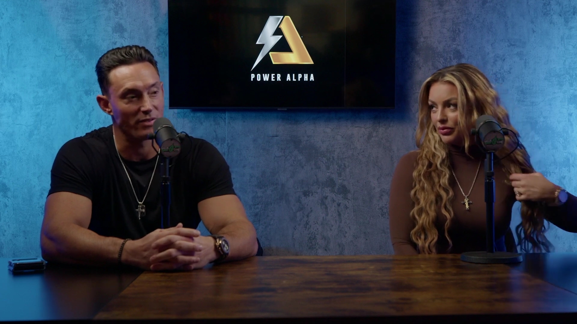 x2mate_com-Ep_9_-_Power_Alphas_Podcast___28Mandy_Saccomanno___Sabby_Piscitelli29-281080p29_mp40117.jpg
