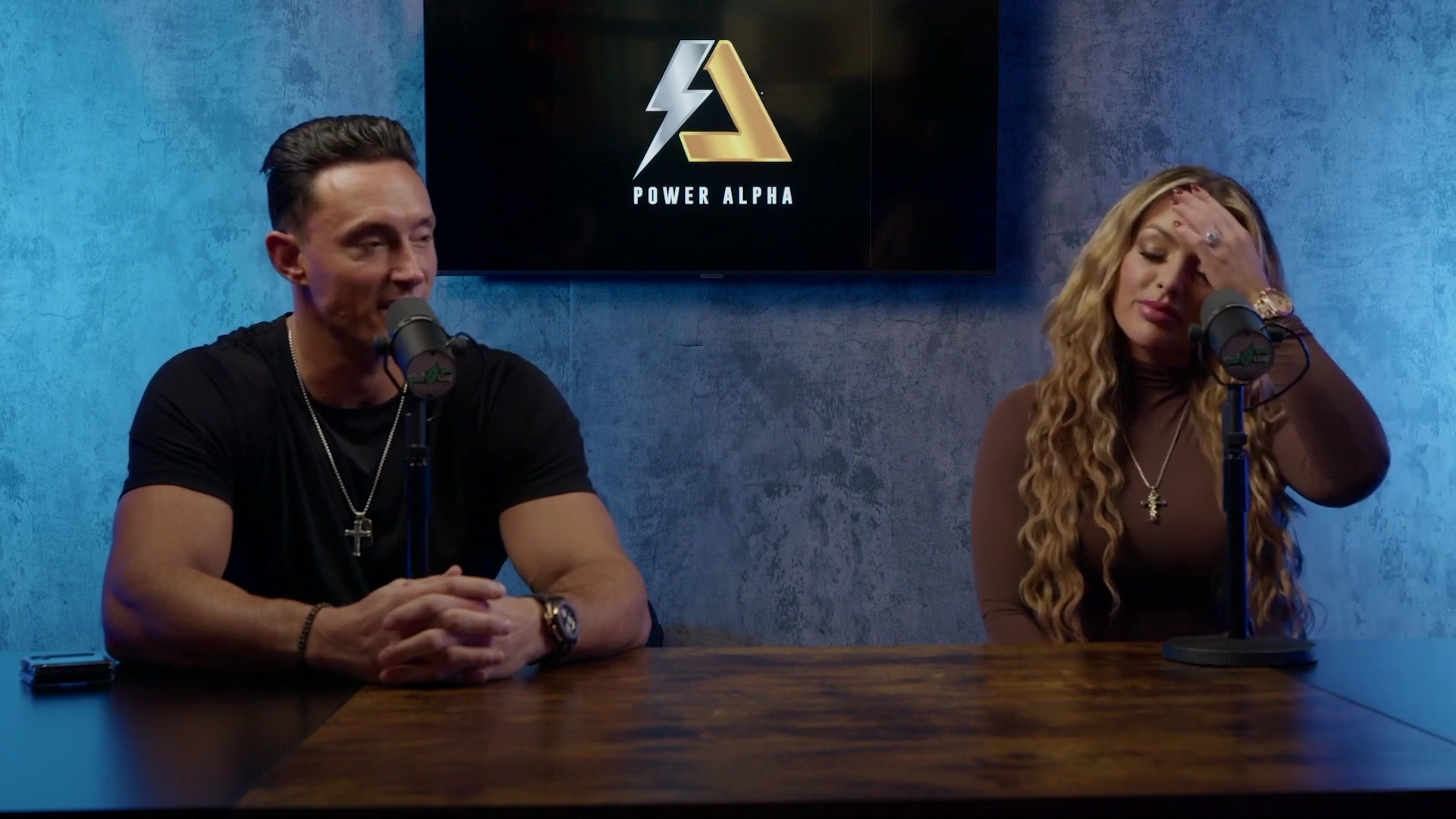 x2mate_com-Ep_9_-_Power_Alphas_Podcast___28Mandy_Saccomanno___Sabby_Piscitelli29-281080p29_mp40118.jpg