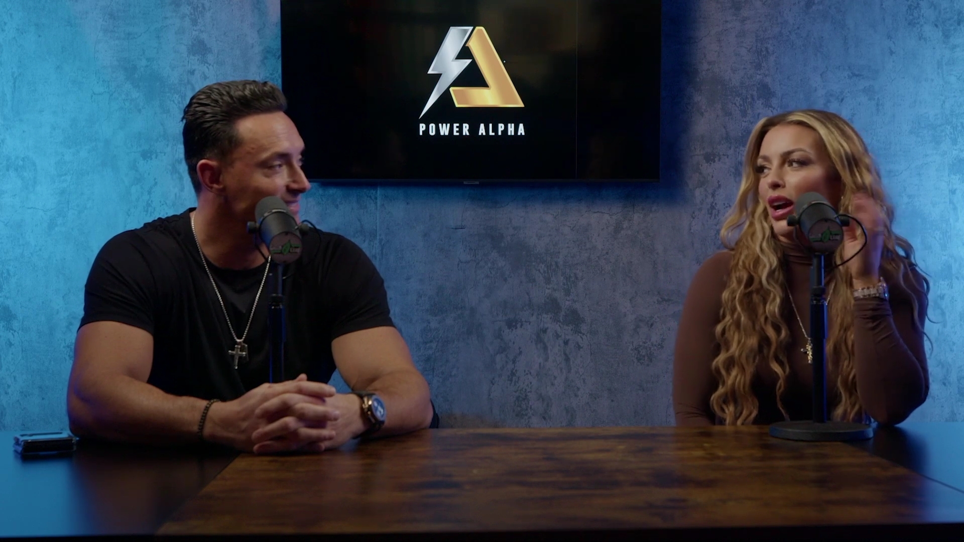 x2mate_com-Ep_9_-_Power_Alphas_Podcast___28Mandy_Saccomanno___Sabby_Piscitelli29-281080p29_mp40122.jpg