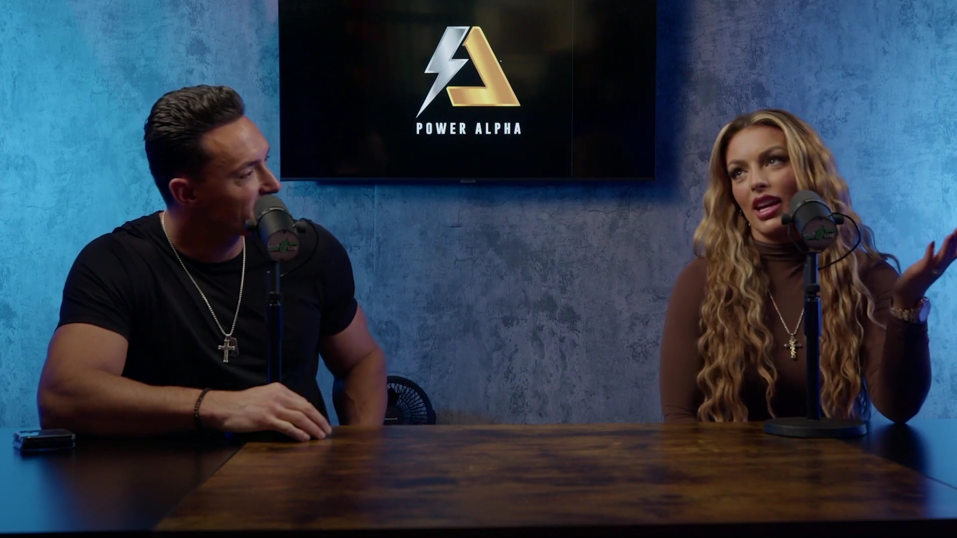 x2mate_com-Ep_9_-_Power_Alphas_Podcast___28Mandy_Saccomanno___Sabby_Piscitelli29-281080p29_mp40134.jpg