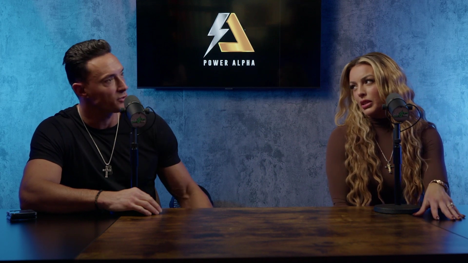 x2mate_com-Ep_9_-_Power_Alphas_Podcast___28Mandy_Saccomanno___Sabby_Piscitelli29-281080p29_mp40139.jpg
