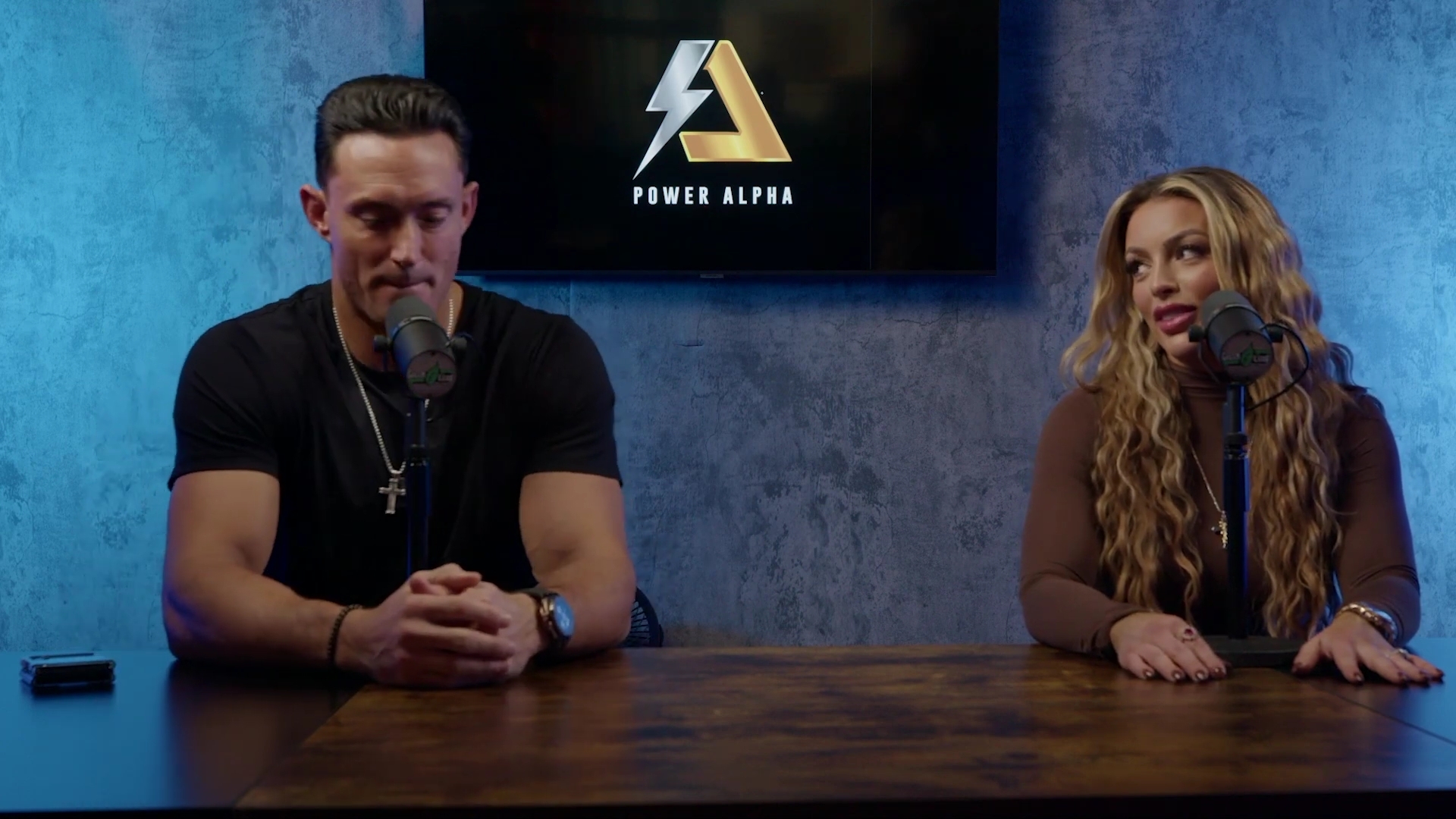x2mate_com-Ep_9_-_Power_Alphas_Podcast___28Mandy_Saccomanno___Sabby_Piscitelli29-281080p29_mp40153.jpg
