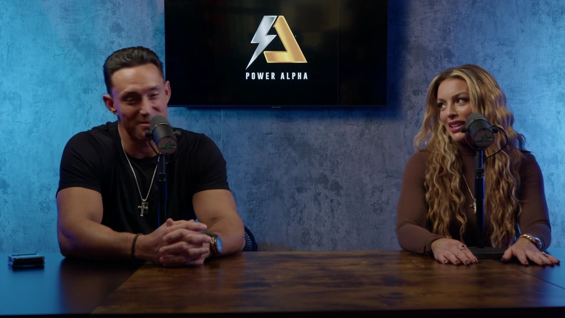 x2mate_com-Ep_9_-_Power_Alphas_Podcast___28Mandy_Saccomanno___Sabby_Piscitelli29-281080p29_mp40156.jpg