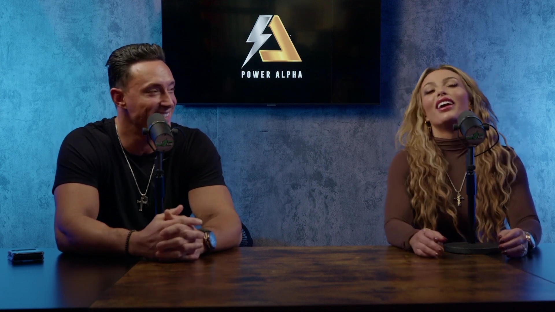 x2mate_com-Ep_9_-_Power_Alphas_Podcast___28Mandy_Saccomanno___Sabby_Piscitelli29-281080p29_mp40162.jpg