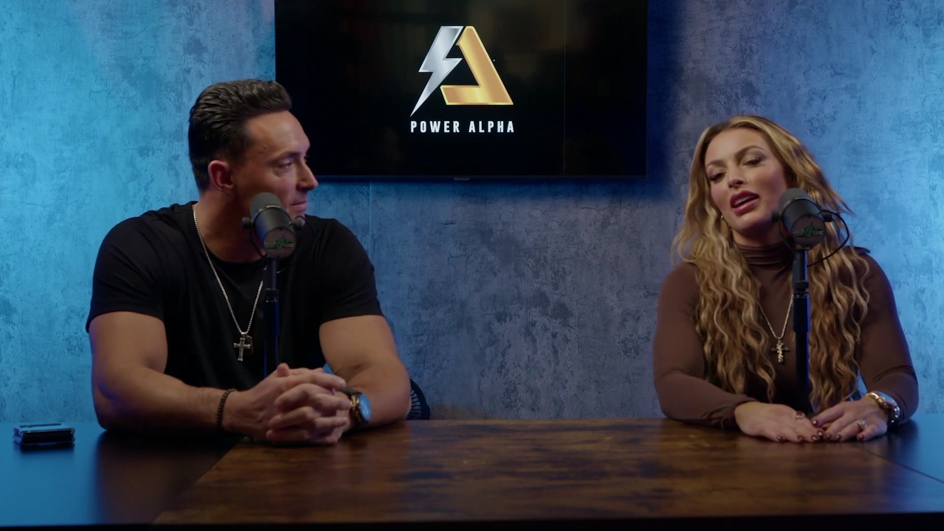 x2mate_com-Ep_9_-_Power_Alphas_Podcast___28Mandy_Saccomanno___Sabby_Piscitelli29-281080p29_mp40165.jpg