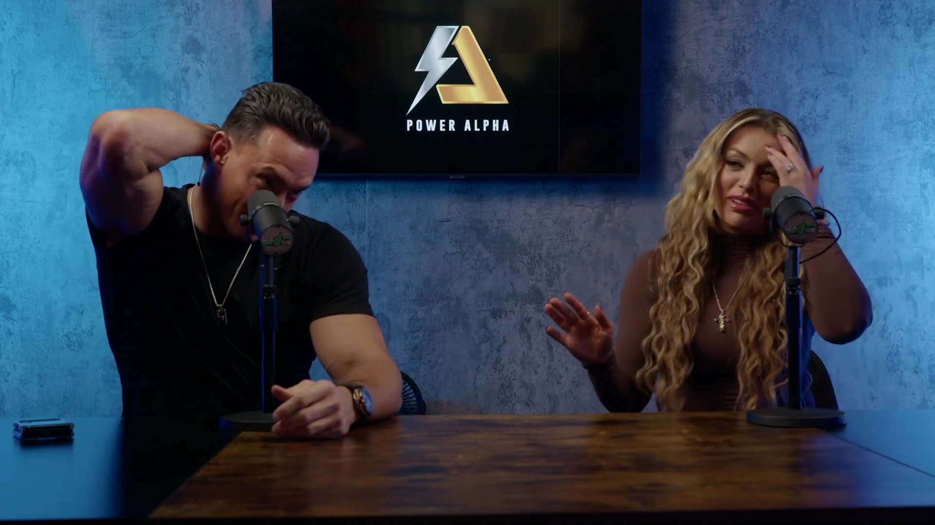 x2mate_com-Ep_9_-_Power_Alphas_Podcast___28Mandy_Saccomanno___Sabby_Piscitelli29-281080p29_mp40184.jpg