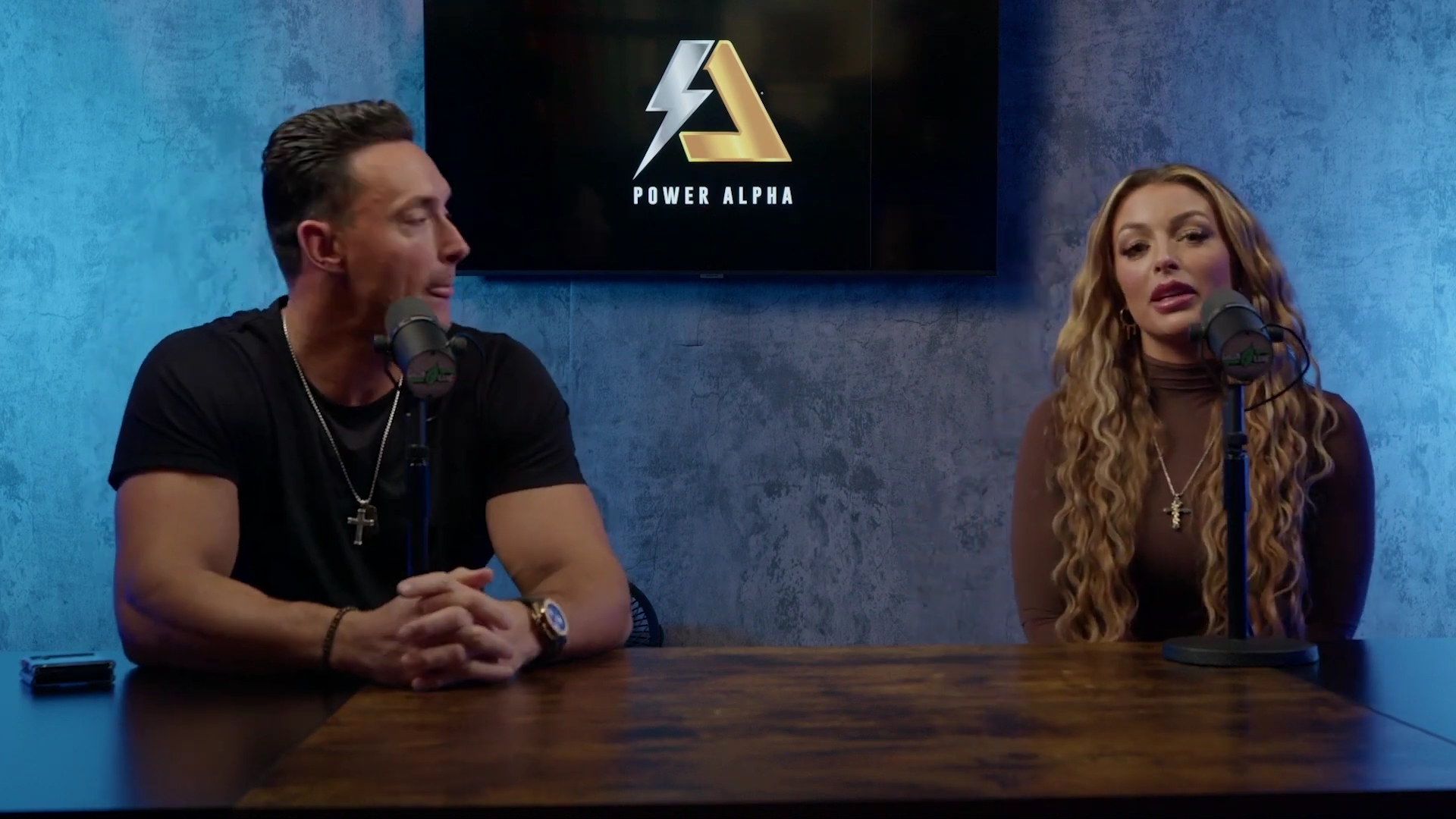 x2mate_com-Ep_9_-_Power_Alphas_Podcast___28Mandy_Saccomanno___Sabby_Piscitelli29-281080p29_mp40188.jpg