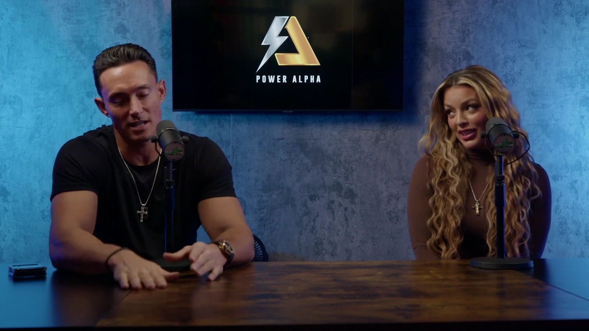 x2mate_com-Ep_9_-_Power_Alphas_Podcast___28Mandy_Saccomanno___Sabby_Piscitelli29-281080p29_mp40192.jpg