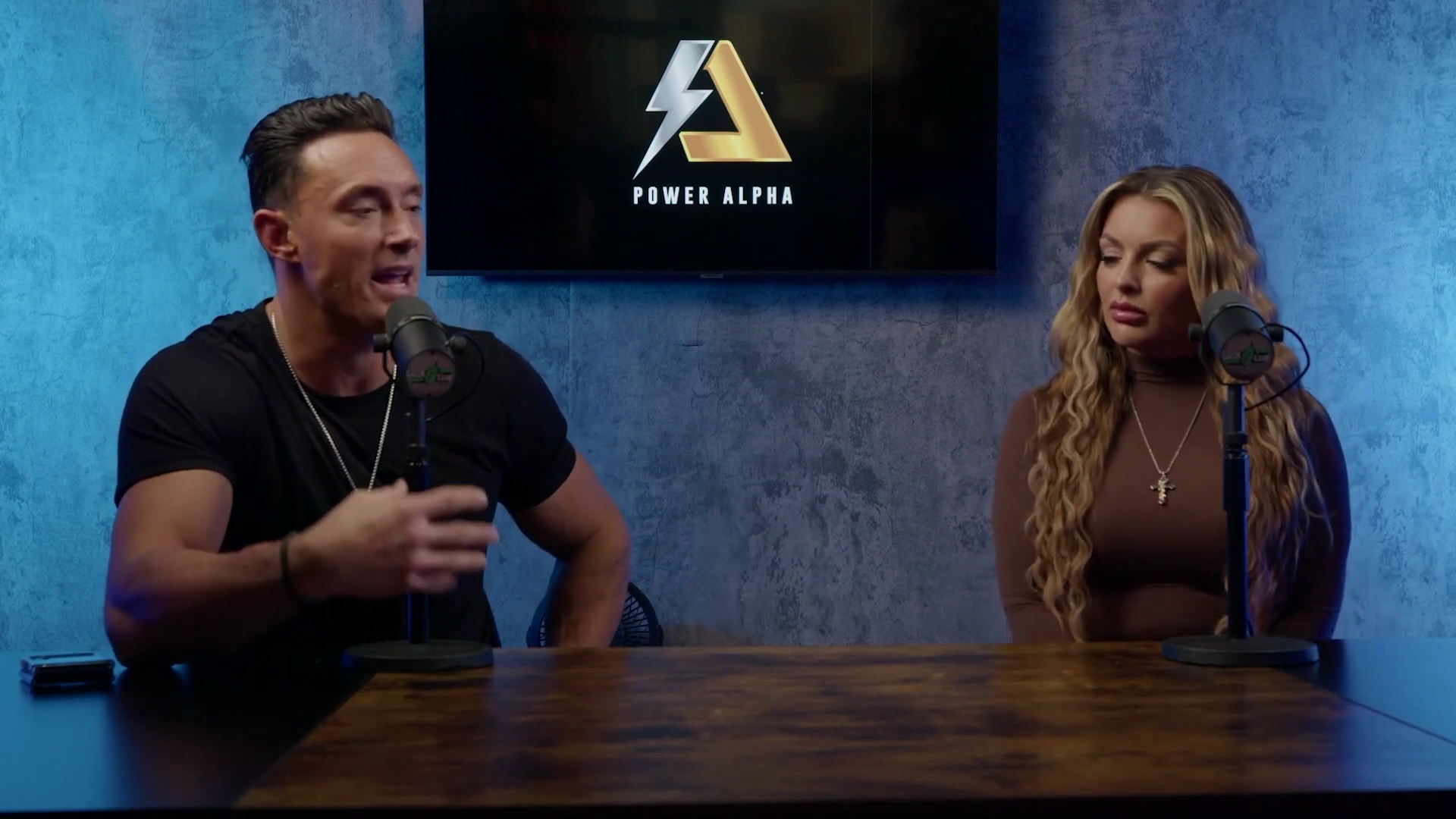 x2mate_com-Ep_9_-_Power_Alphas_Podcast___28Mandy_Saccomanno___Sabby_Piscitelli29-281080p29_mp40226.jpg