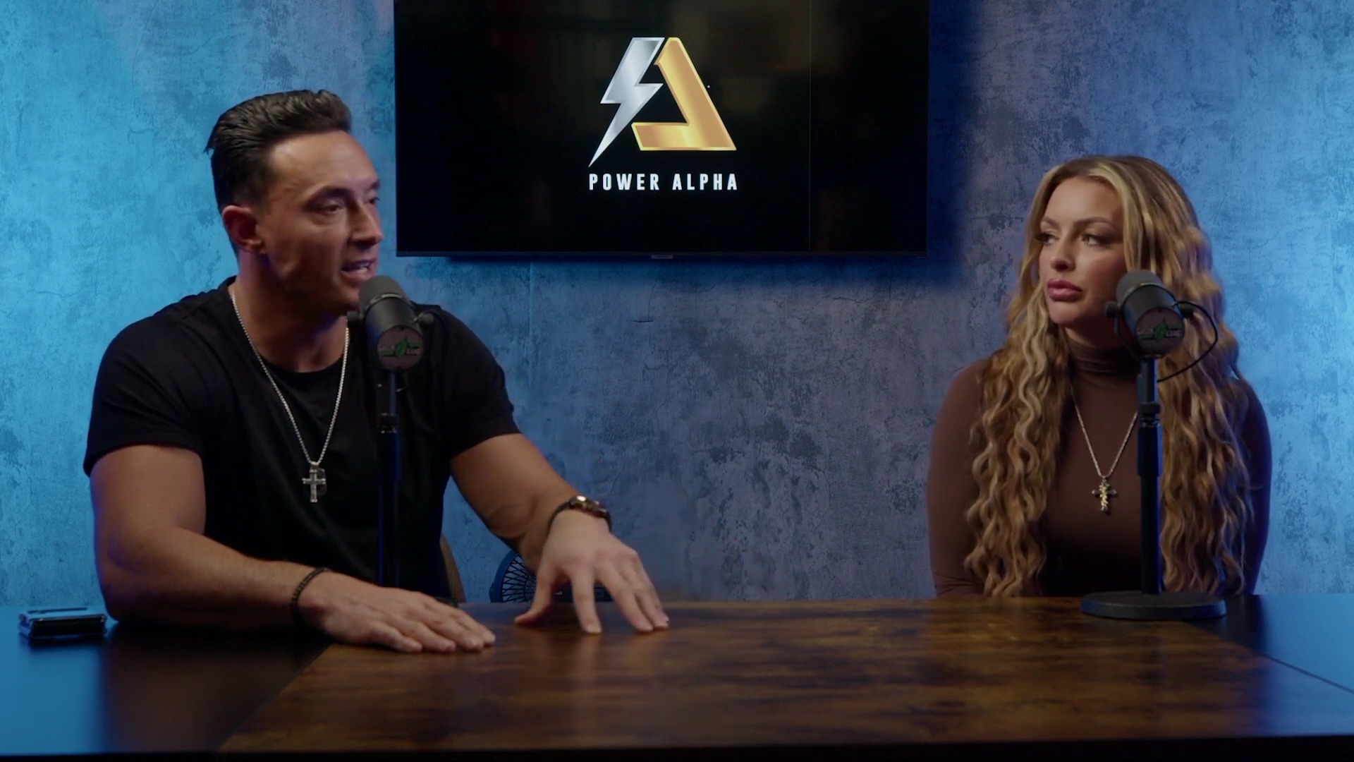 x2mate_com-Ep_9_-_Power_Alphas_Podcast___28Mandy_Saccomanno___Sabby_Piscitelli29-281080p29_mp40240.jpg
