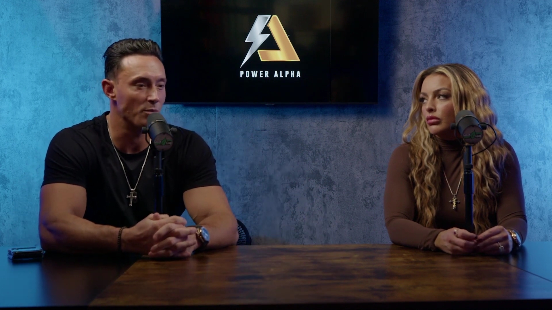 x2mate_com-Ep_9_-_Power_Alphas_Podcast___28Mandy_Saccomanno___Sabby_Piscitelli29-281080p29_mp40257.jpg