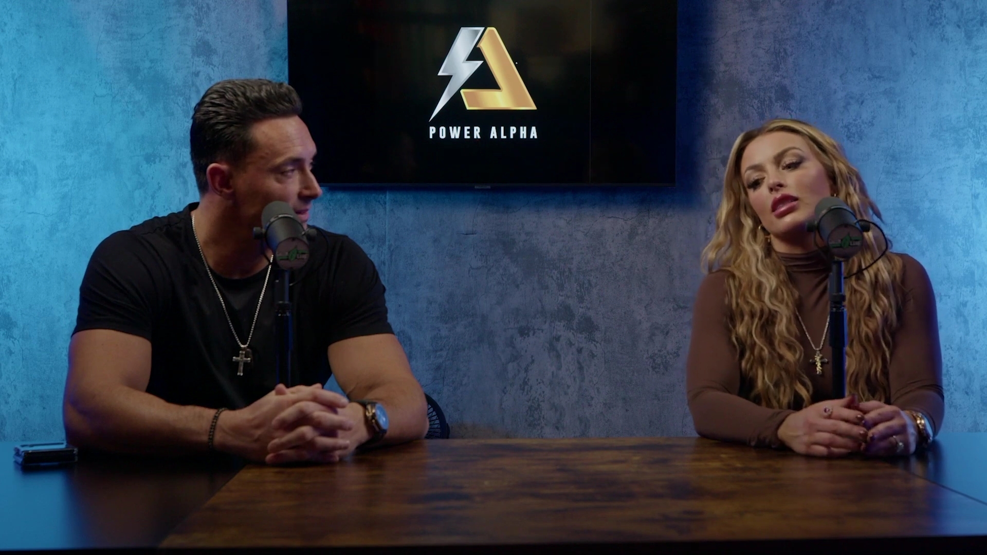 x2mate_com-Ep_9_-_Power_Alphas_Podcast___28Mandy_Saccomanno___Sabby_Piscitelli29-281080p29_mp40264.jpg