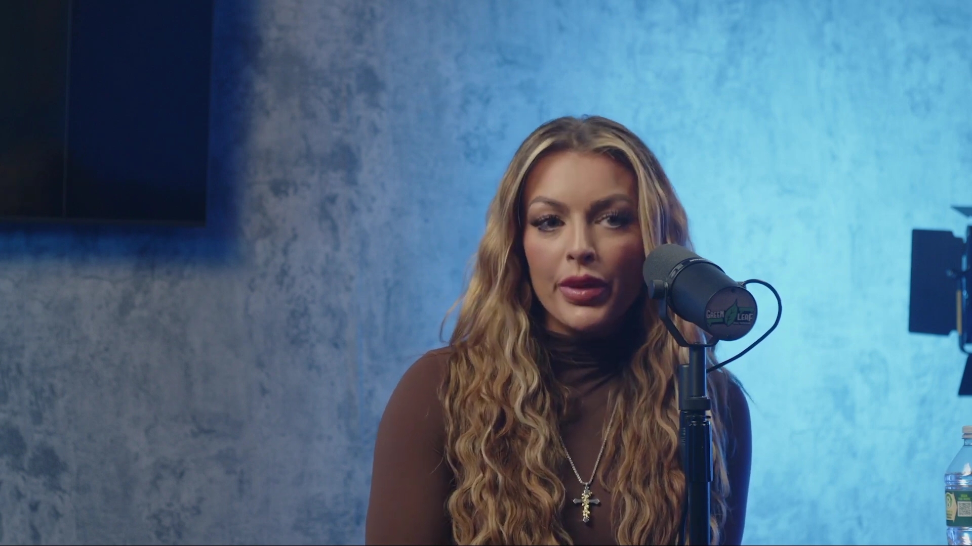 x2mate_com-Ep_9_-_Power_Alphas_Podcast___28Mandy_Saccomanno___Sabby_Piscitelli29-281080p29_mp40328.jpg