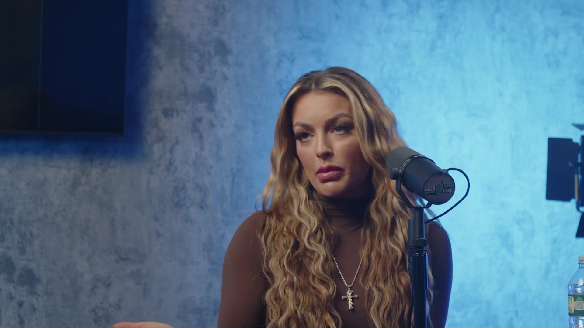 x2mate_com-Ep_9_-_Power_Alphas_Podcast___28Mandy_Saccomanno___Sabby_Piscitelli29-281080p29_mp40329.jpg