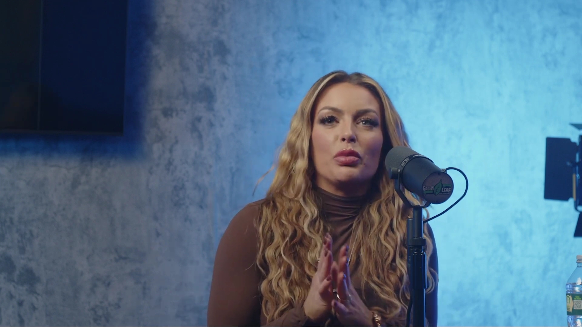 x2mate_com-Ep_9_-_Power_Alphas_Podcast___28Mandy_Saccomanno___Sabby_Piscitelli29-281080p29_mp40346.jpg
